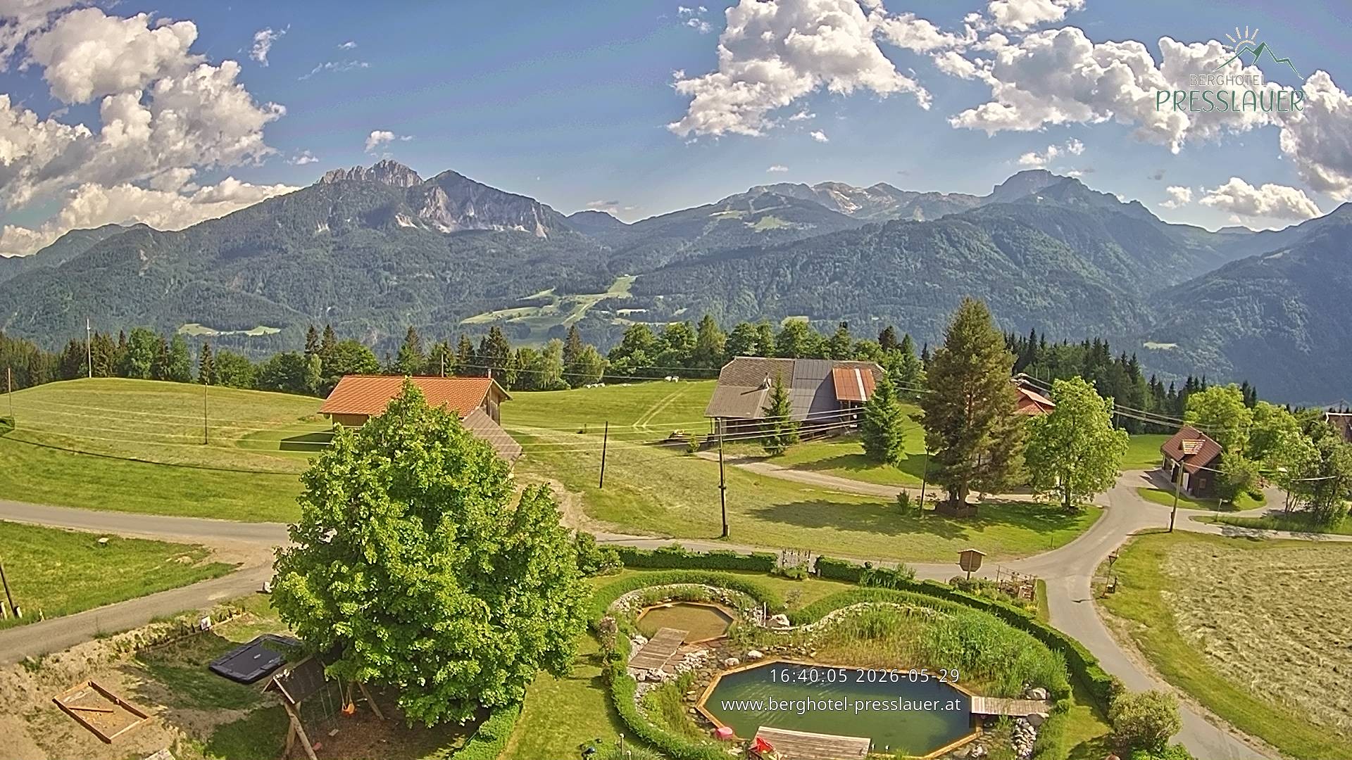 Archiv Foto Webcam Ausblick vom Berghotel Presslauer in Kärnten