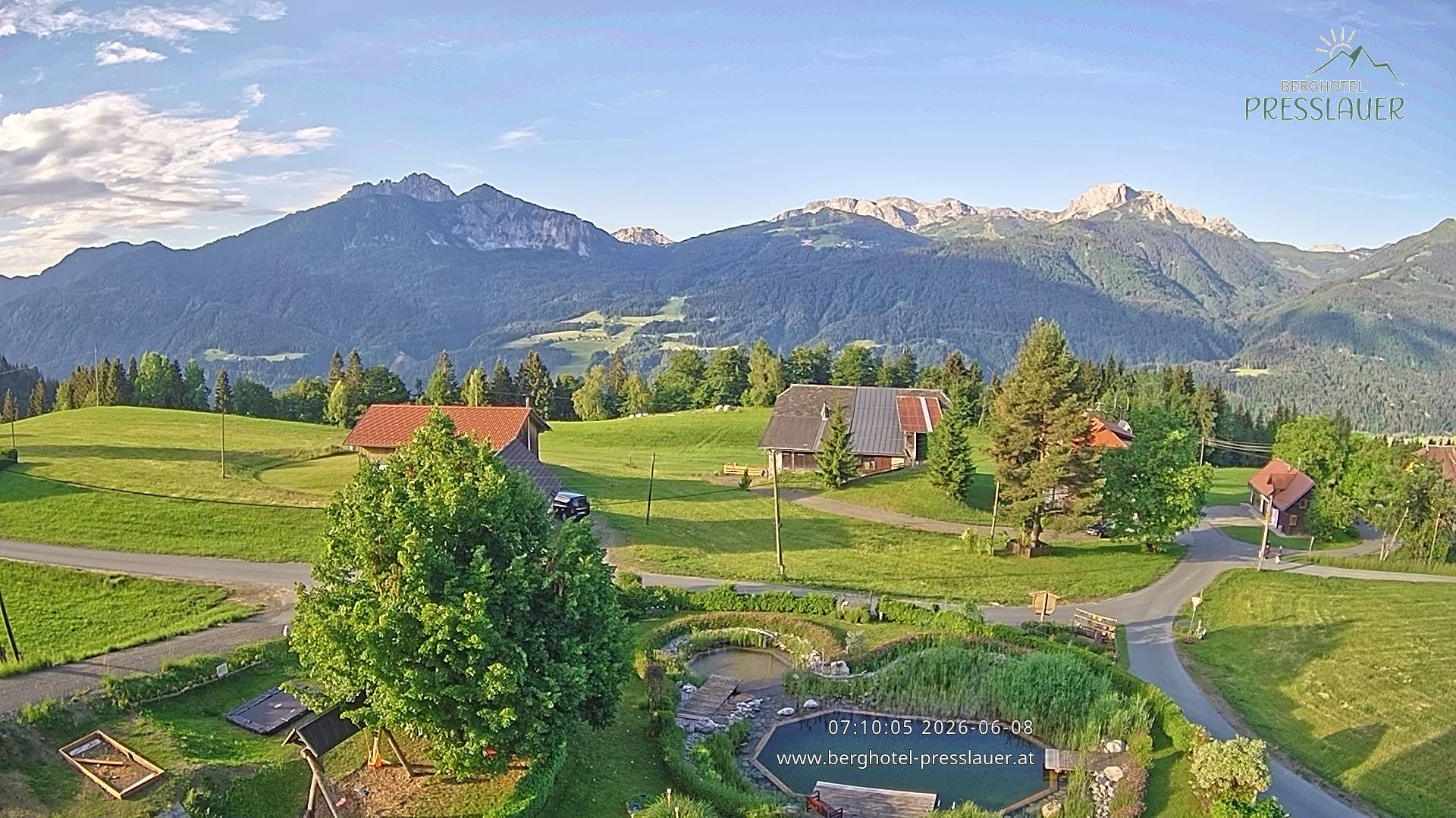 Archiv Foto Webcam Ausblick vom Berghotel Presslauer in Kärnten