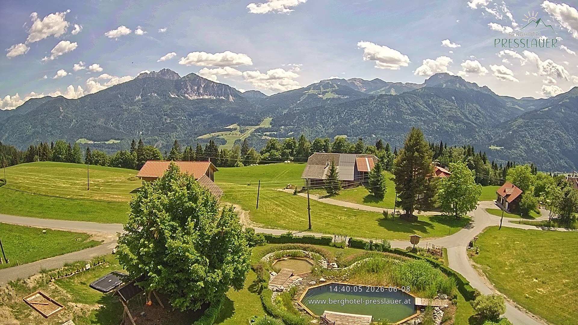 Archiv Foto Webcam Ausblick vom Berghotel Presslauer in Kärnten