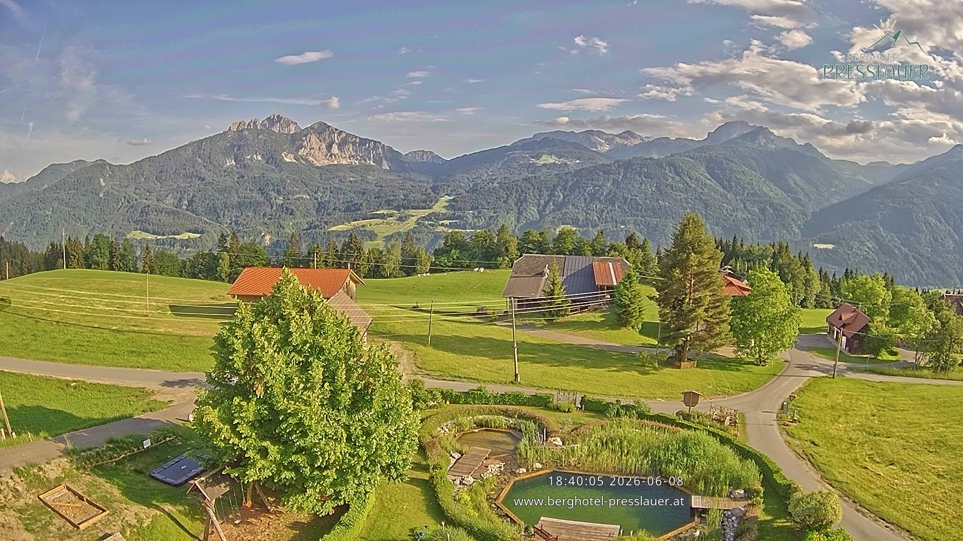 Archiv Foto Webcam Ausblick vom Berghotel Presslauer in Kärnten