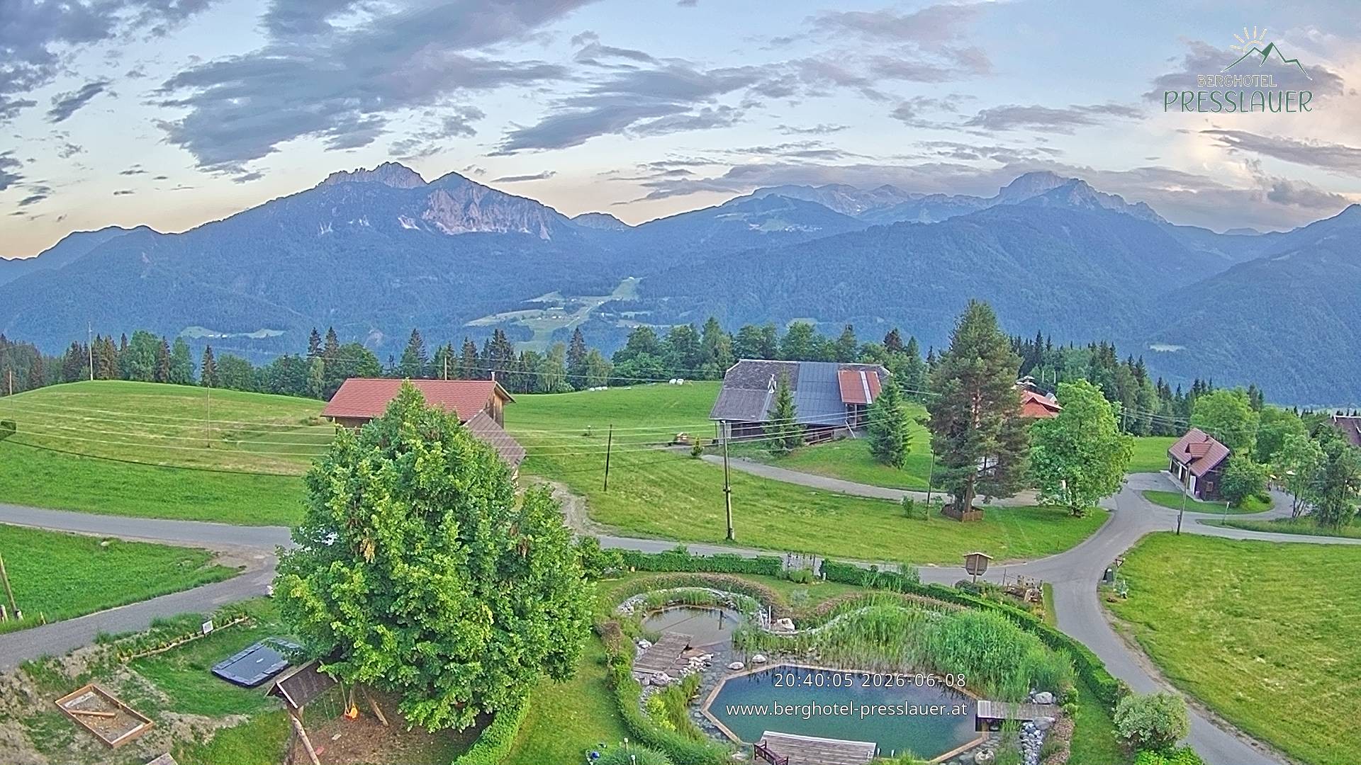 Archiv Foto Webcam Ausblick vom Berghotel Presslauer in Kärnten