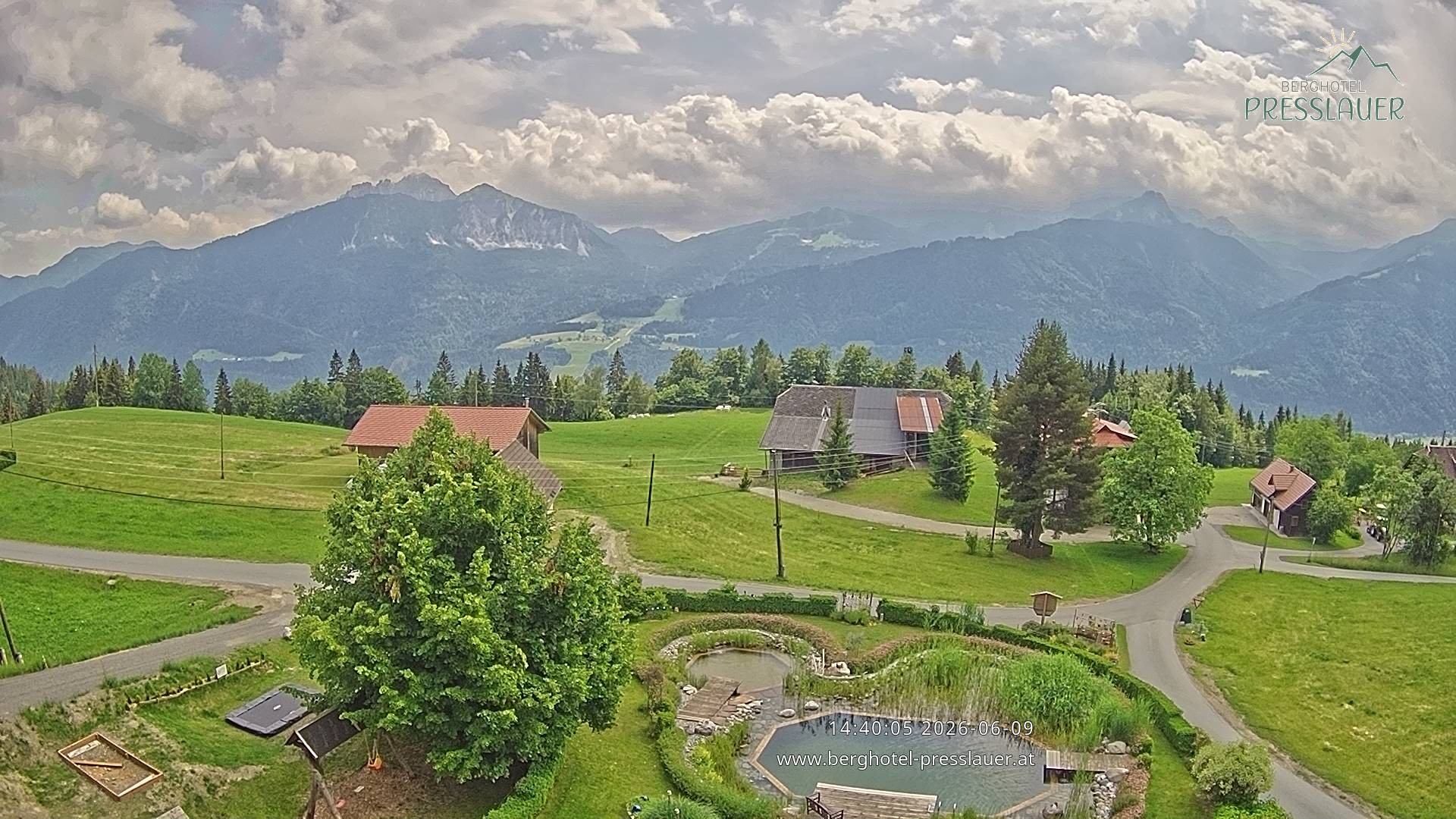 Archiv Foto Webcam Ausblick vom Berghotel Presslauer in Kärnten
