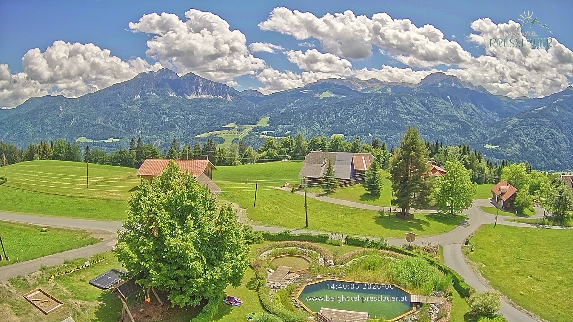 Archiv Foto Webcam Ausblick vom Berghotel Presslauer in Kärnten