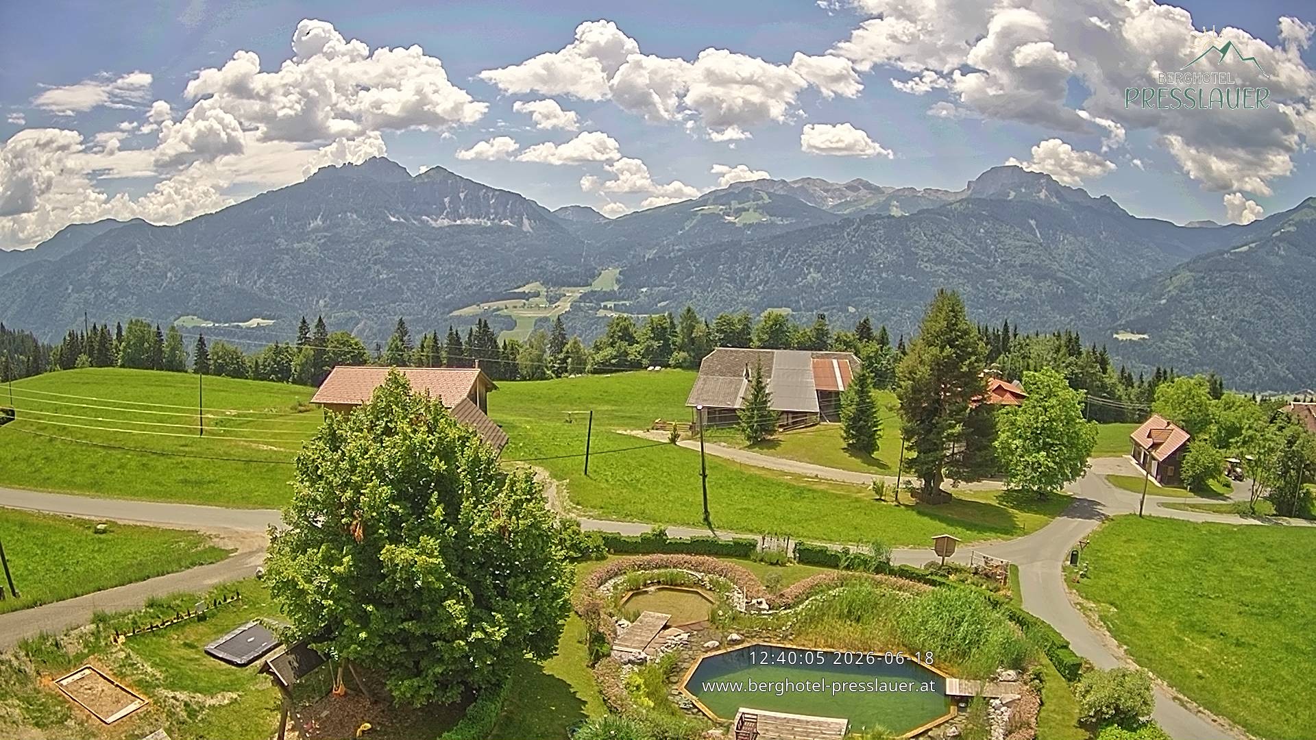 Archiv Foto Webcam Ausblick vom Berghotel Presslauer in Kärnten