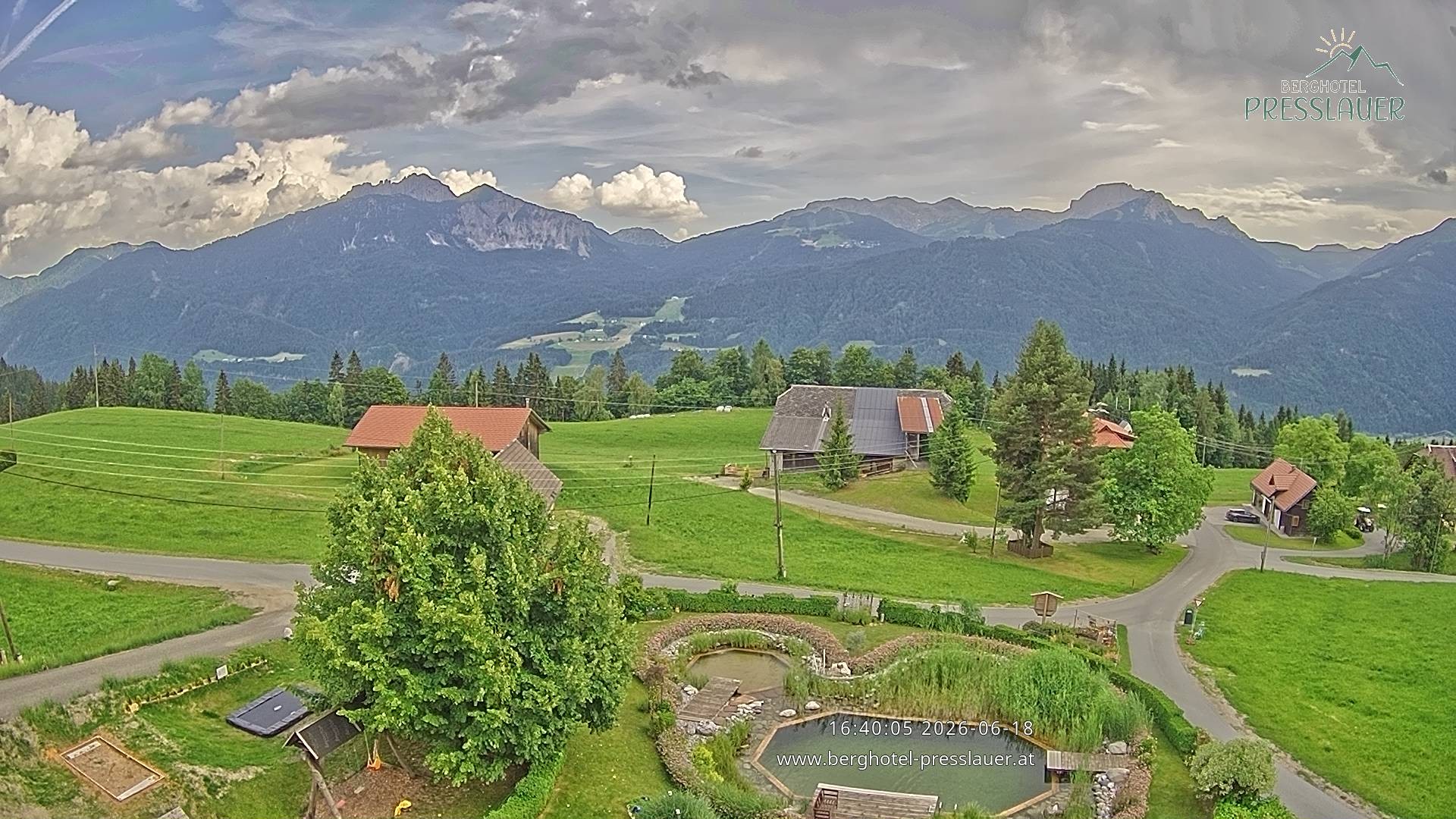 Archiv Foto Webcam Ausblick vom Berghotel Presslauer in Kärnten