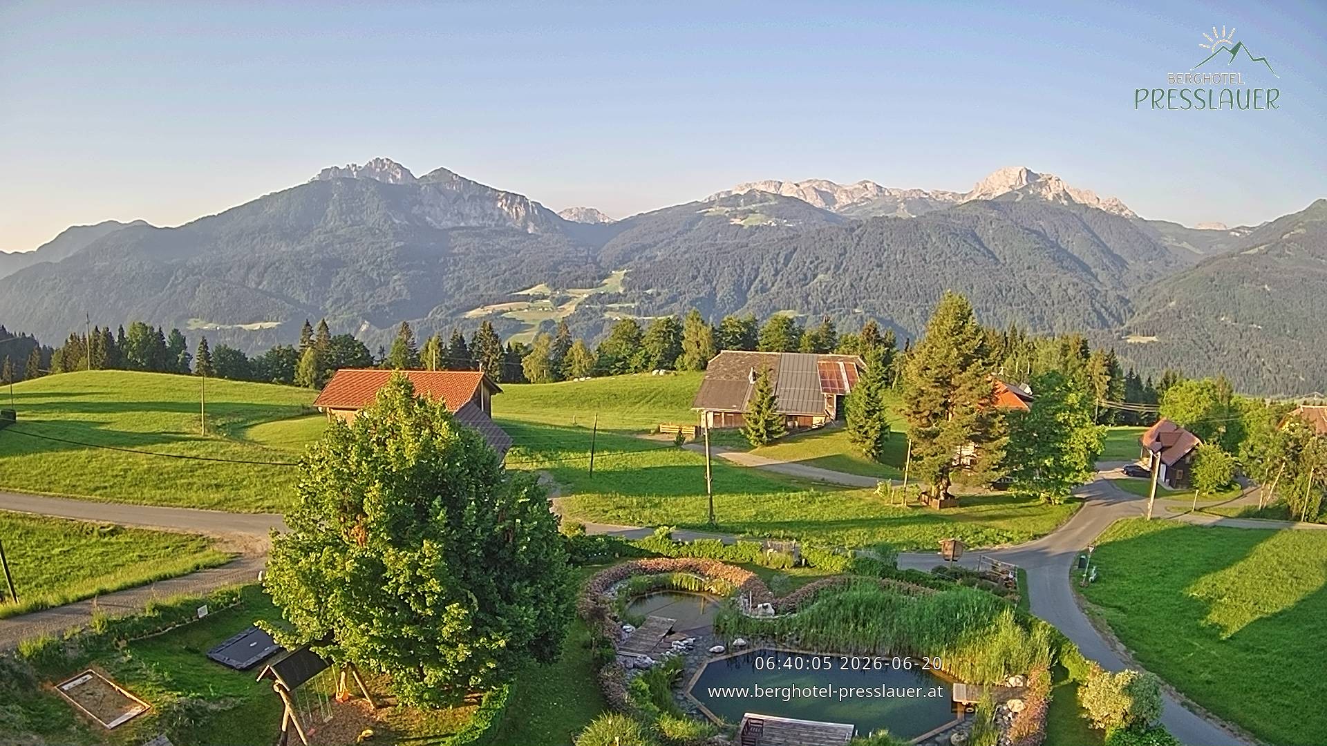 Archiv Foto Webcam Ausblick vom Berghotel Presslauer in Kärnten