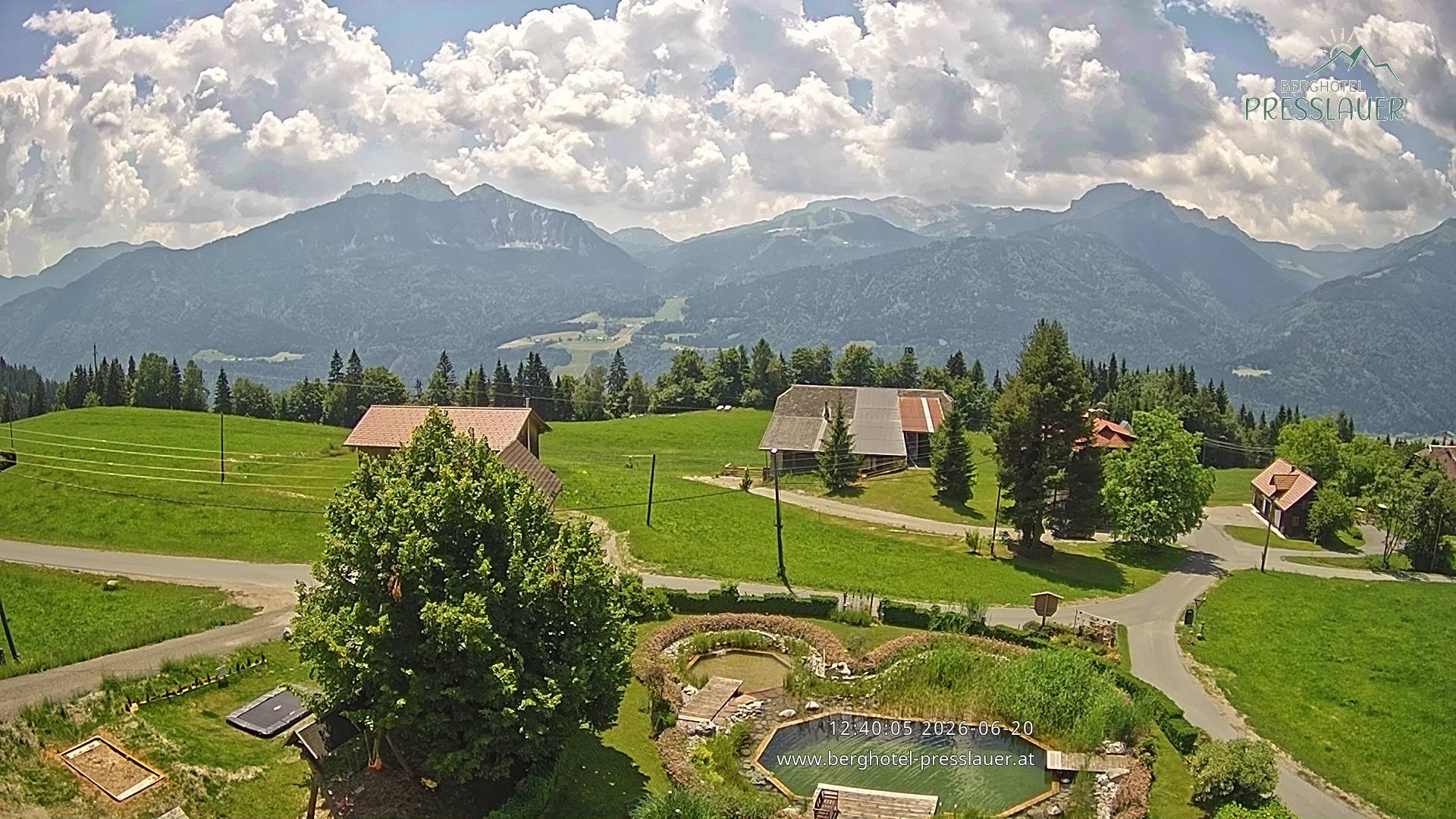 Archiv Foto Webcam Ausblick vom Berghotel Presslauer in Kärnten