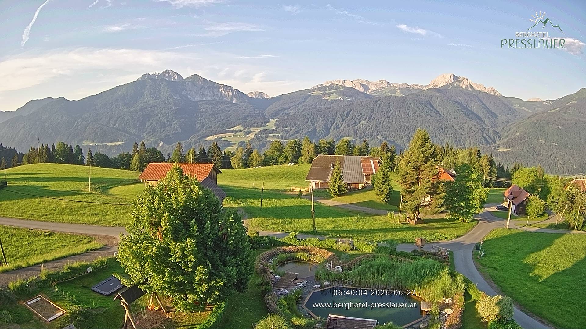 Archiv Foto Webcam Ausblick vom Berghotel Presslauer in Kärnten