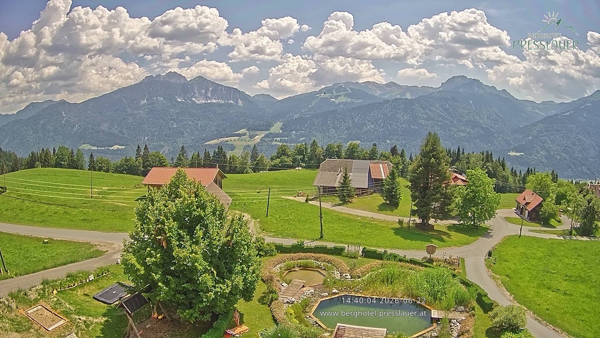 Archiv Foto Webcam Ausblick vom Berghotel Presslauer in Kärnten