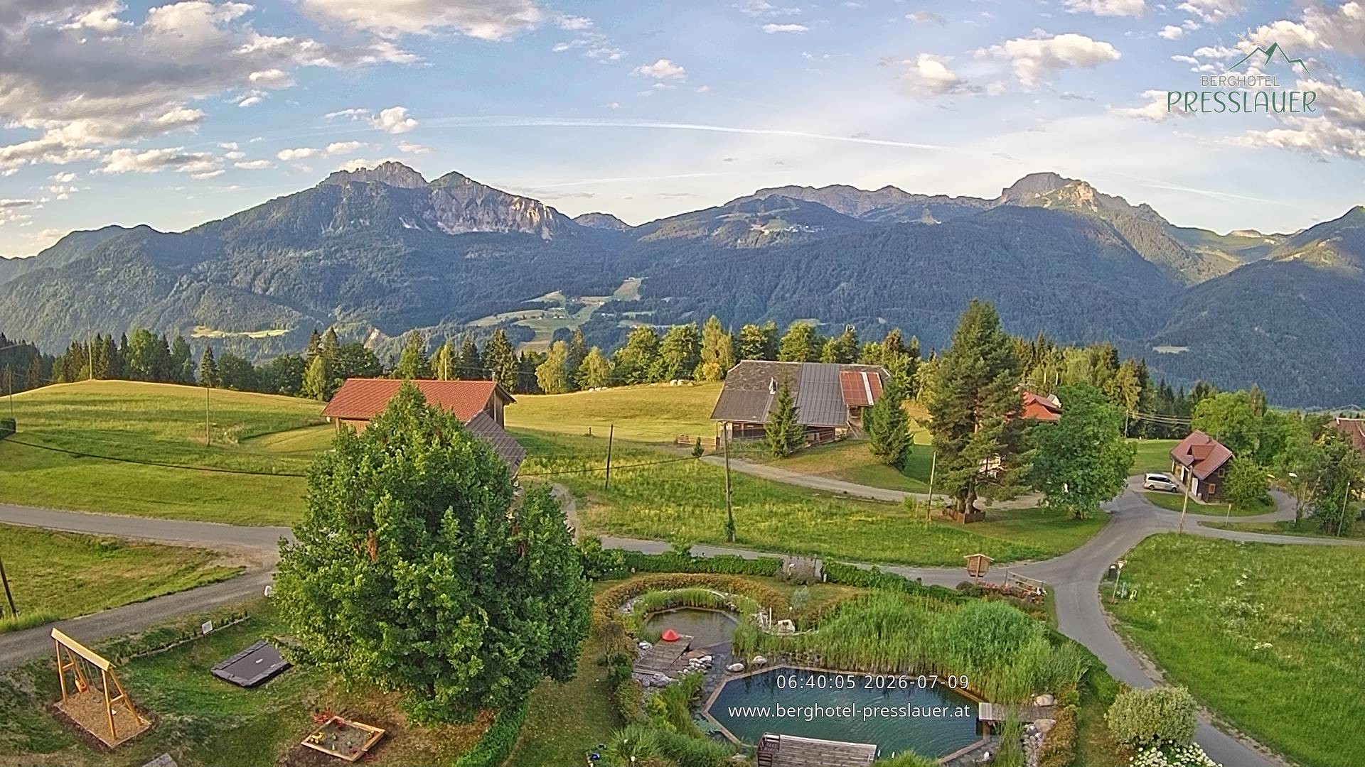 Archiv Foto Webcam Ausblick vom Berghotel Presslauer in Kärnten