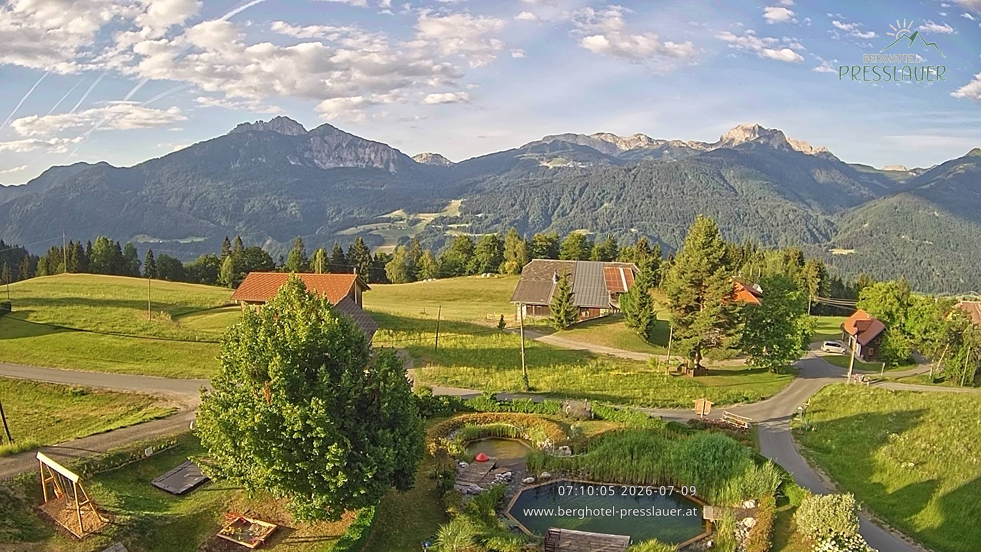 Archiv Foto Webcam Ausblick vom Berghotel Presslauer in Kärnten