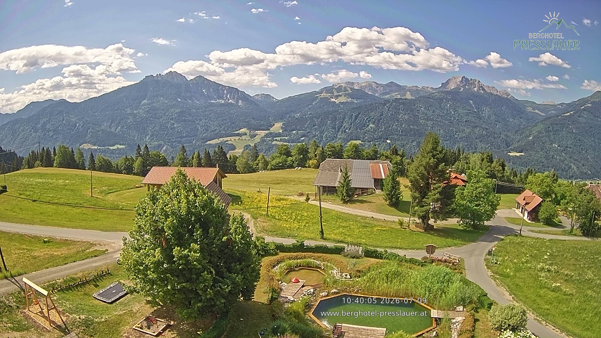 Archiv Foto Webcam Ausblick vom Berghotel Presslauer in Kärnten