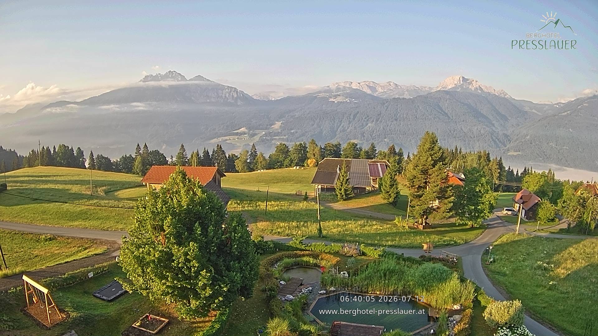 Archiv Foto Webcam Ausblick vom Berghotel Presslauer in Kärnten