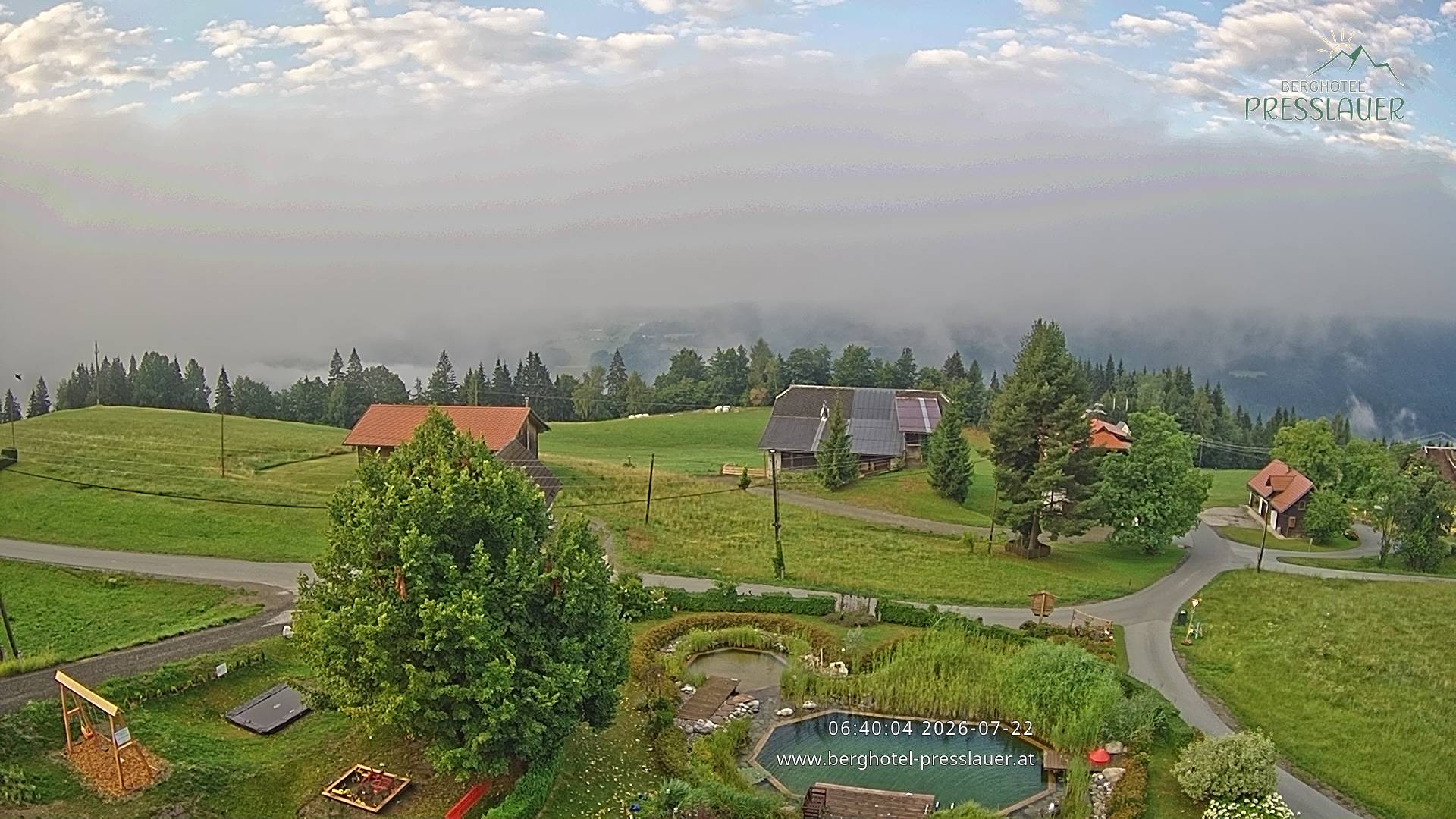 Archiv Foto Webcam Ausblick vom Berghotel Presslauer in Kärnten