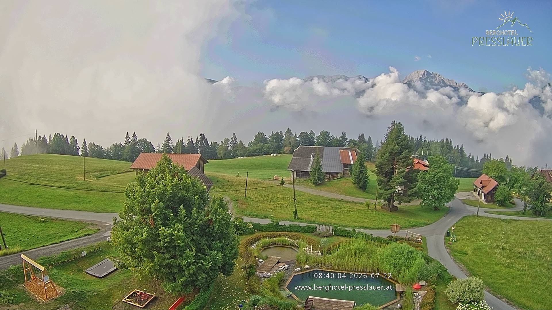 Archiv Foto Webcam Ausblick vom Berghotel Presslauer in Kärnten