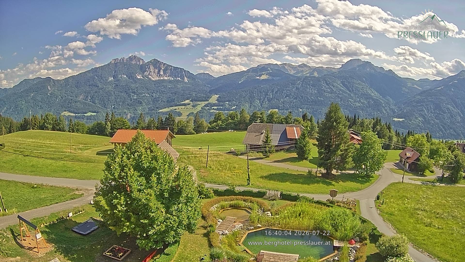 Archiv Foto Webcam Ausblick vom Berghotel Presslauer in Kärnten