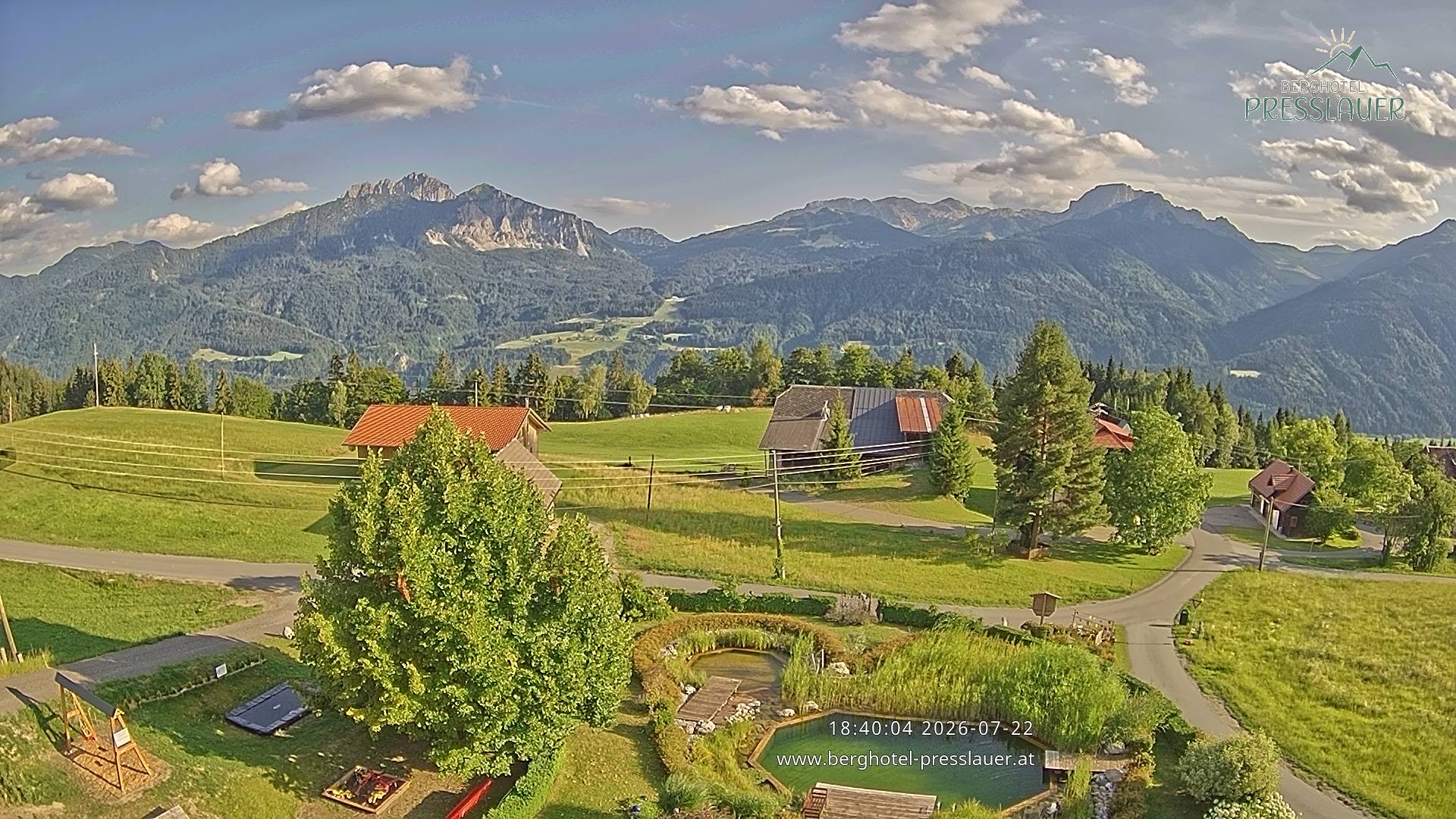 Archiv Foto Webcam Ausblick vom Berghotel Presslauer in Kärnten