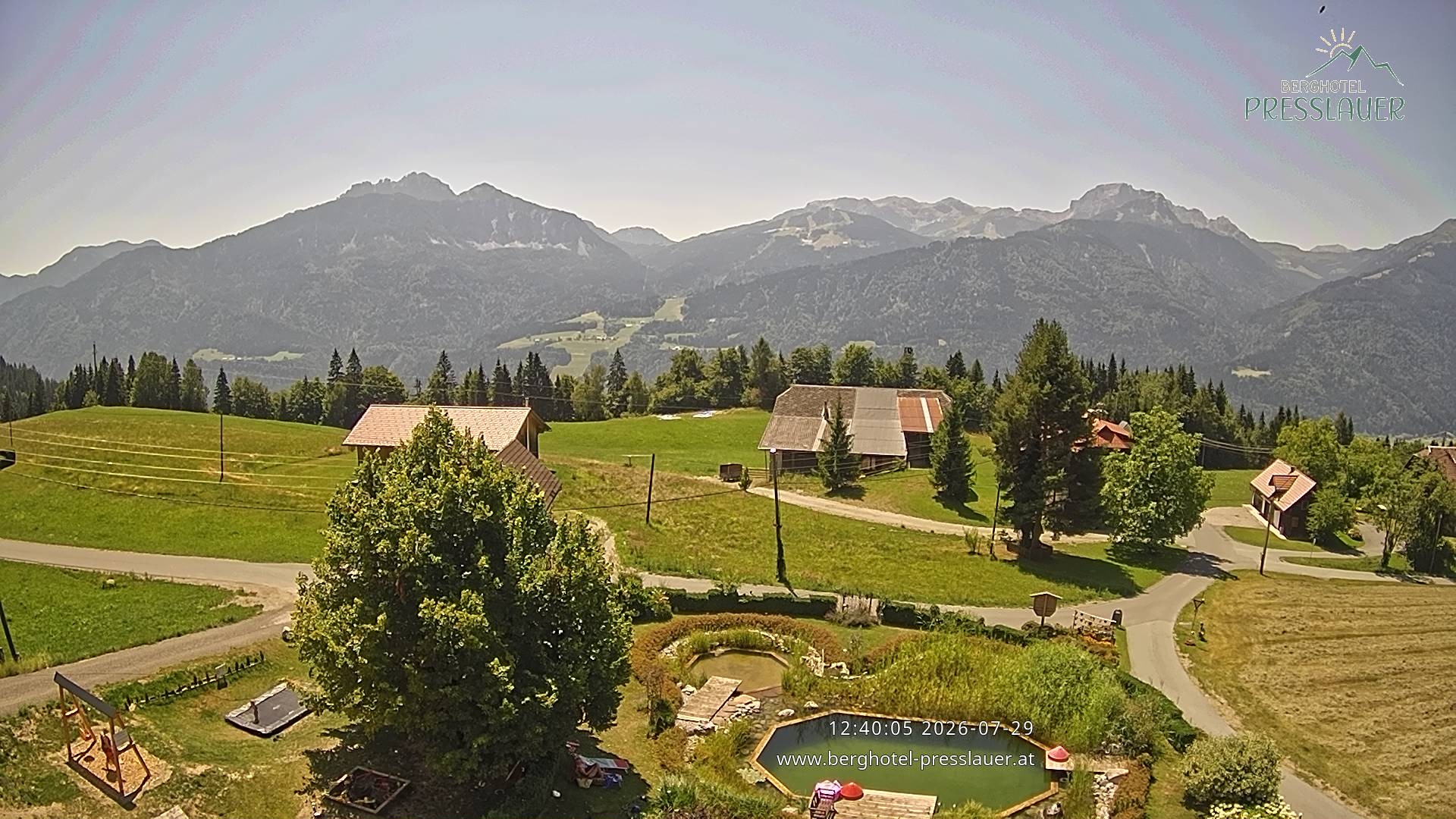 Archiv Foto Webcam Ausblick vom Berghotel Presslauer in Kärnten