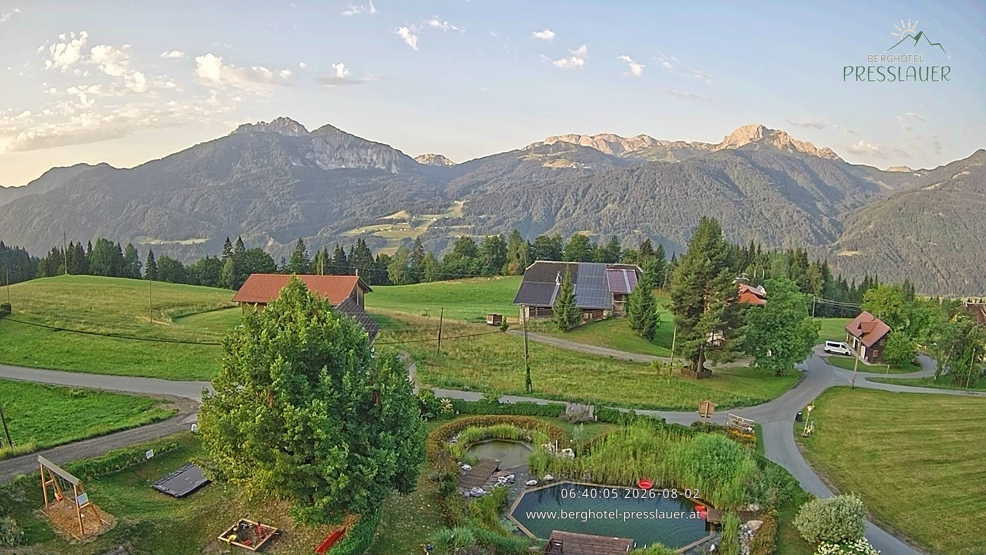Archiv Foto Webcam Ausblick vom Berghotel Presslauer in Kärnten