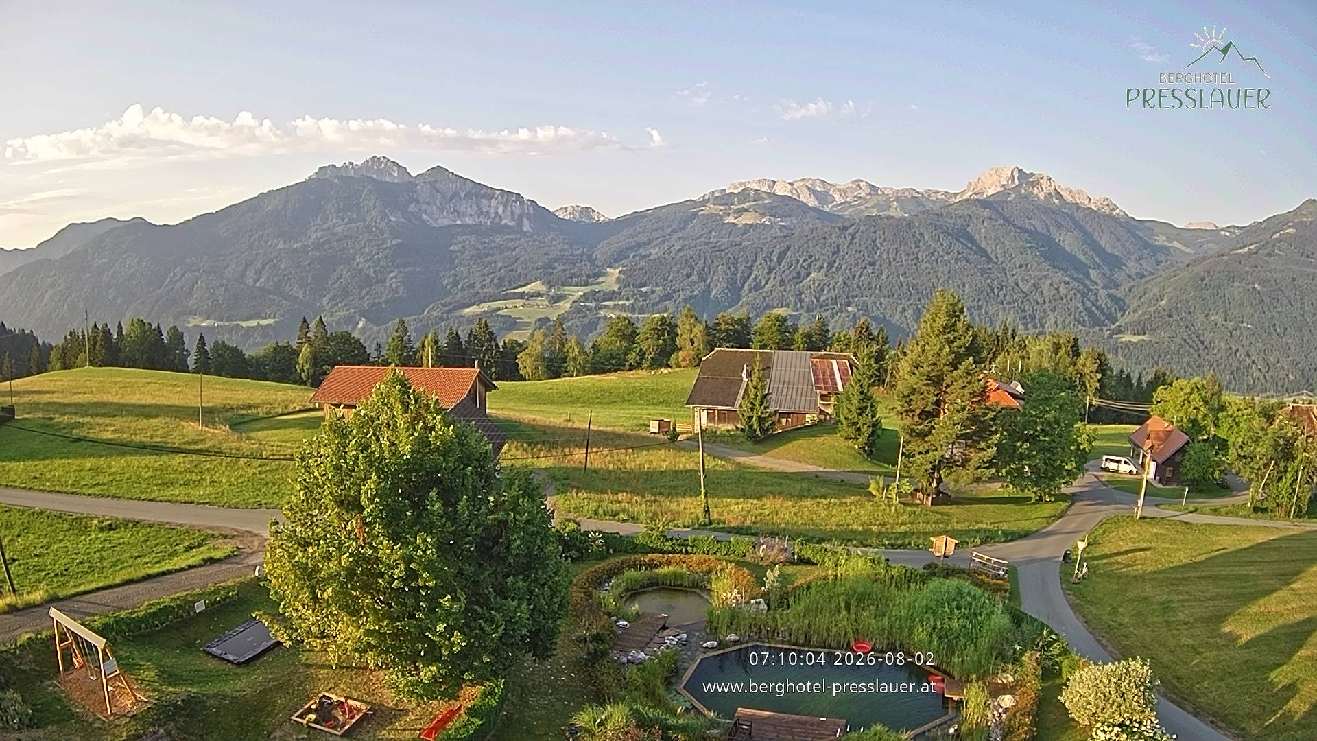 Archiv Foto Webcam Ausblick vom Berghotel Presslauer in Kärnten