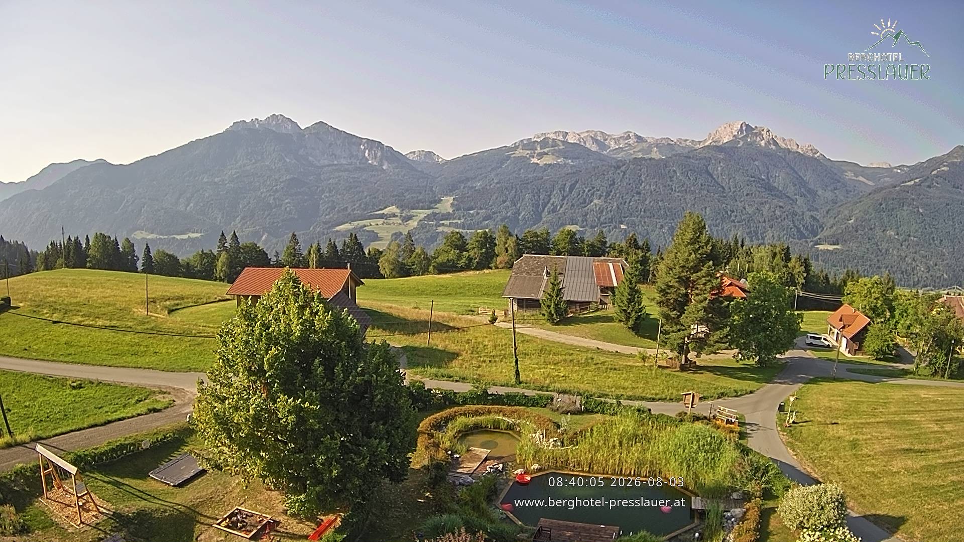 Archiv Foto Webcam Ausblick vom Berghotel Presslauer in Kärnten