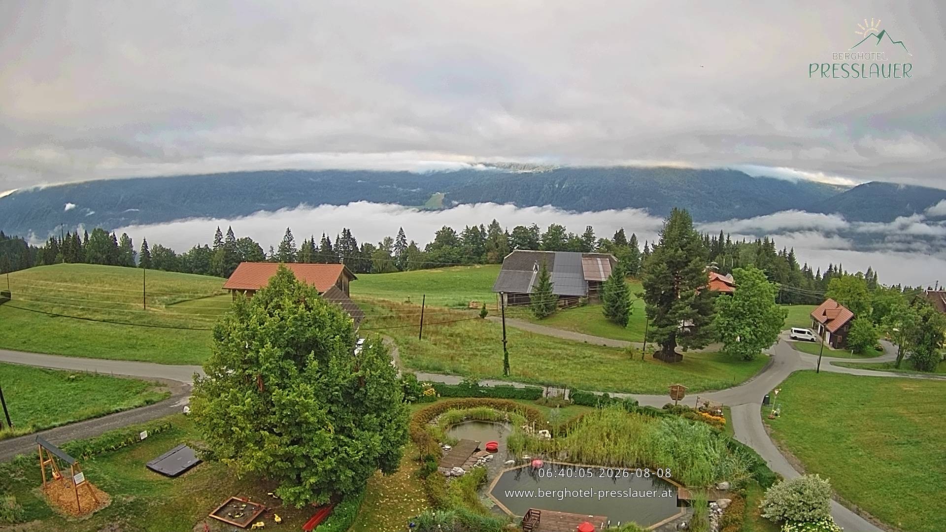 Archiv Foto Webcam Ausblick vom Berghotel Presslauer in Kärnten