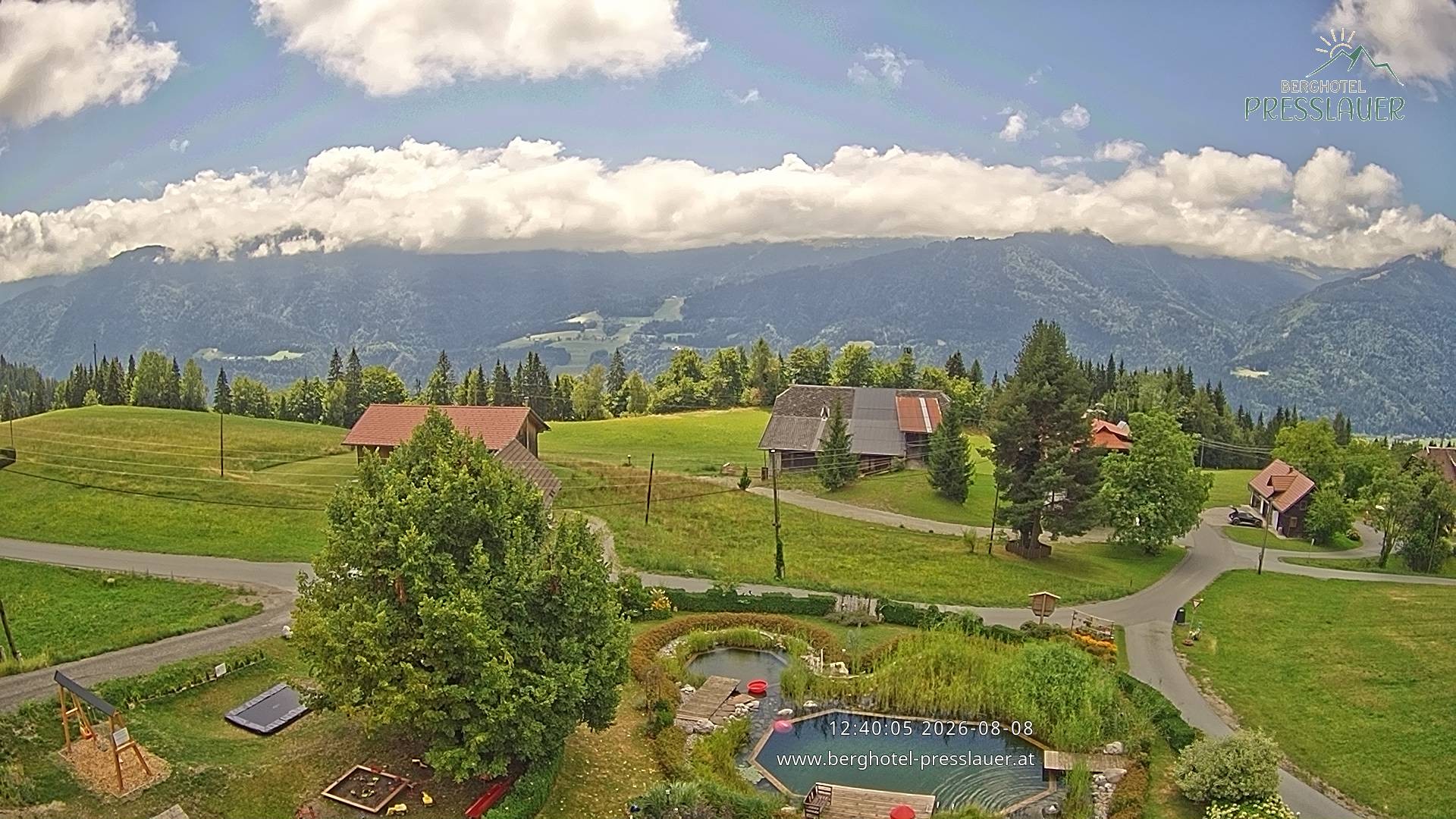 Archiv Foto Webcam Ausblick vom Berghotel Presslauer in Kärnten