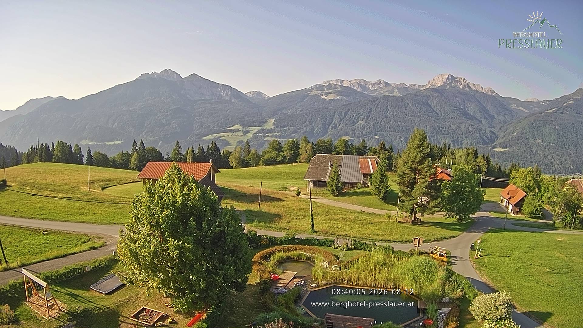 Archiv Foto Webcam Ausblick vom Berghotel Presslauer in Kärnten