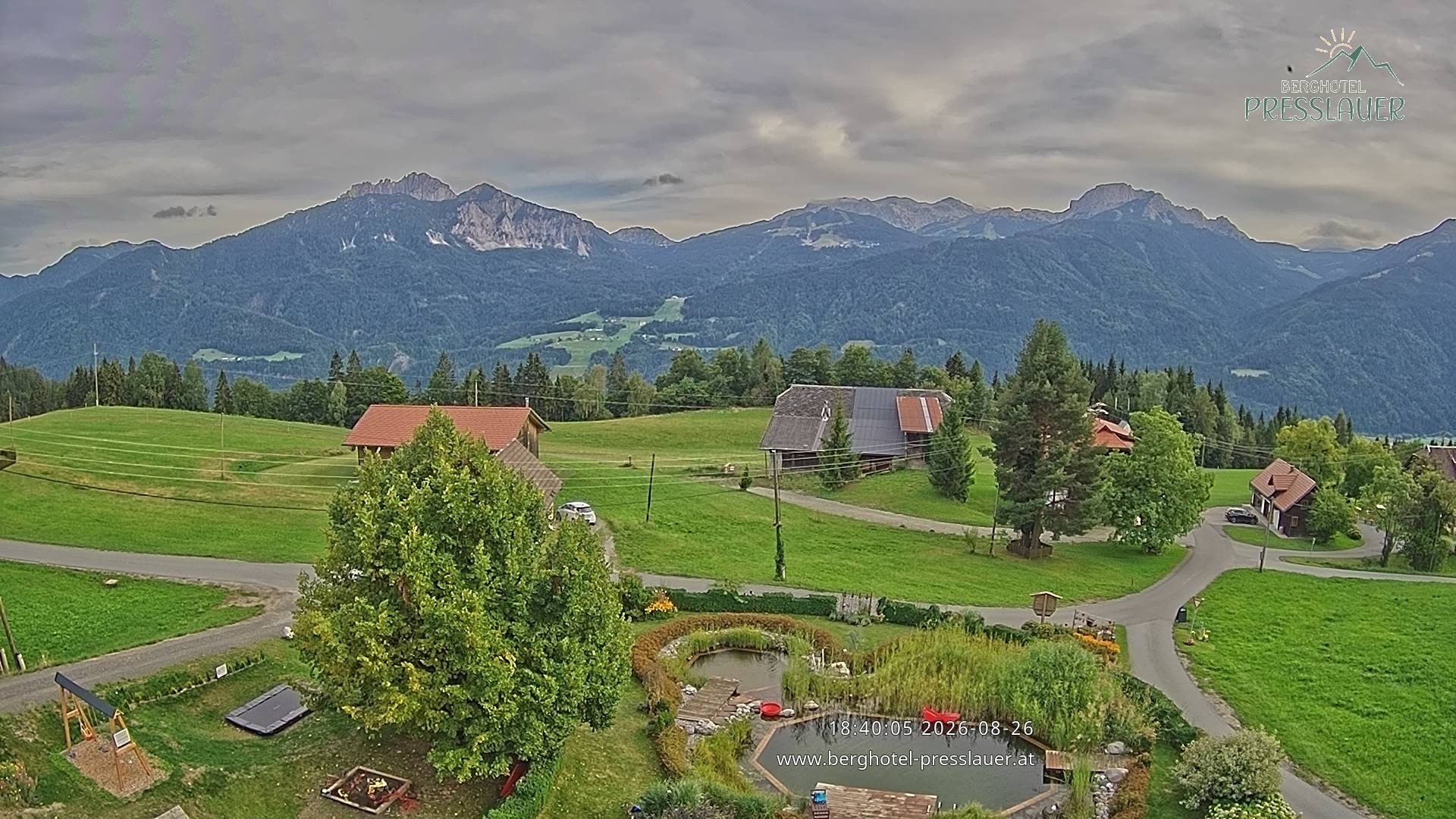 Archiv Foto Webcam Ausblick vom Berghotel Presslauer in Kärnten
