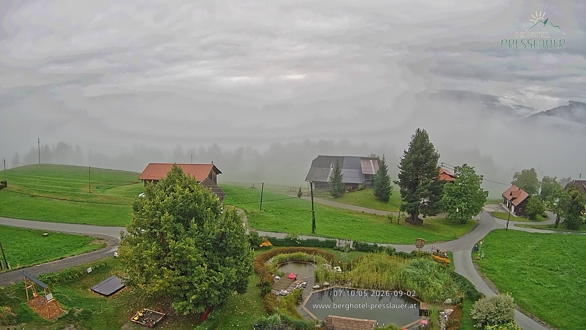 Archiv Foto Webcam Ausblick vom Berghotel Presslauer in Kärnten