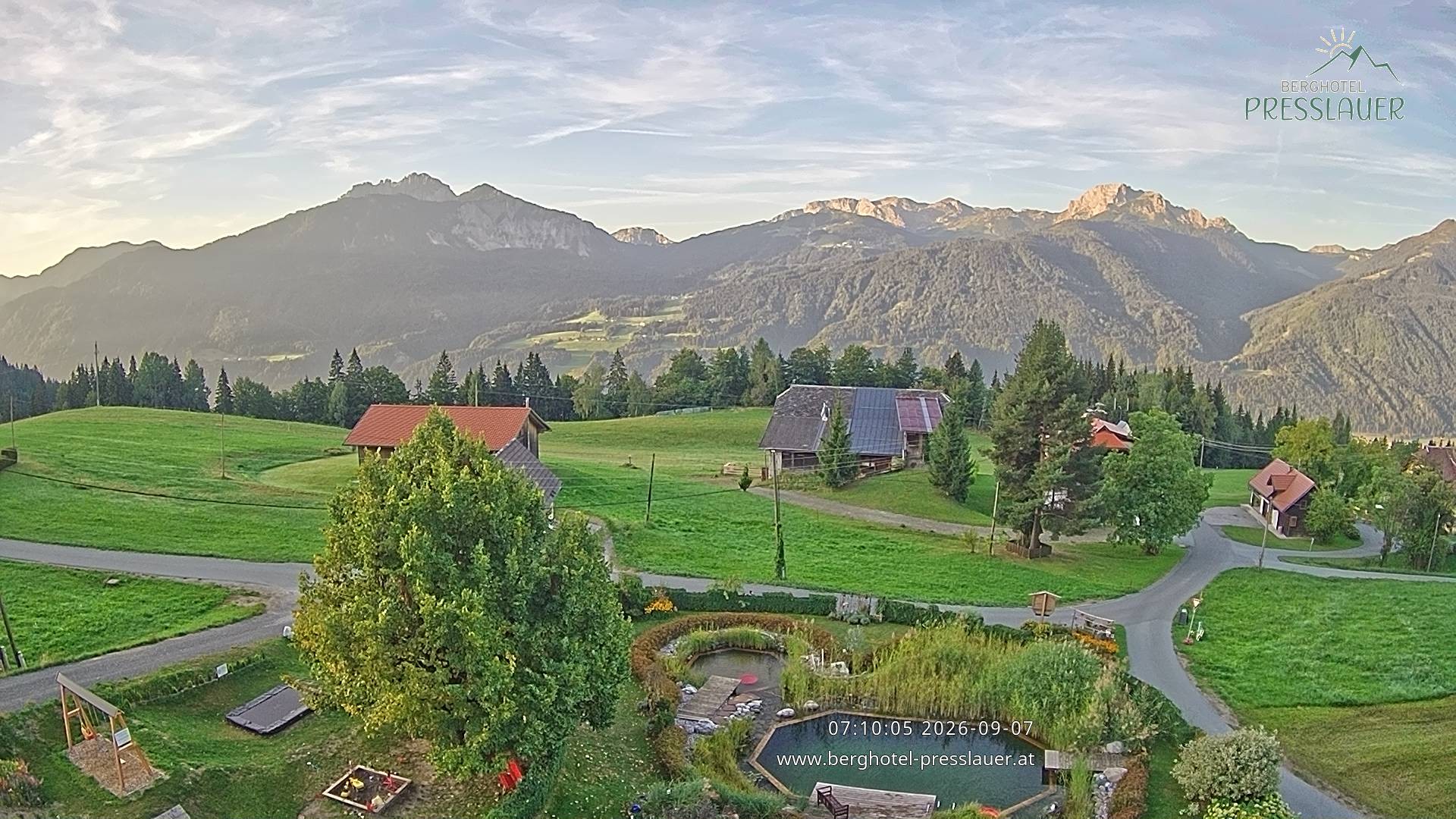 Archiv Foto Webcam Ausblick vom Berghotel Presslauer in Kärnten
