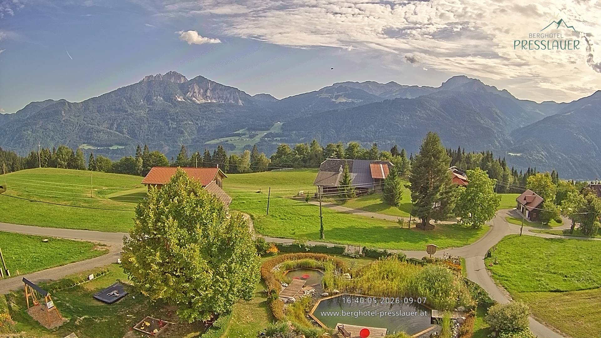 Archiv Foto Webcam Ausblick vom Berghotel Presslauer in Kärnten