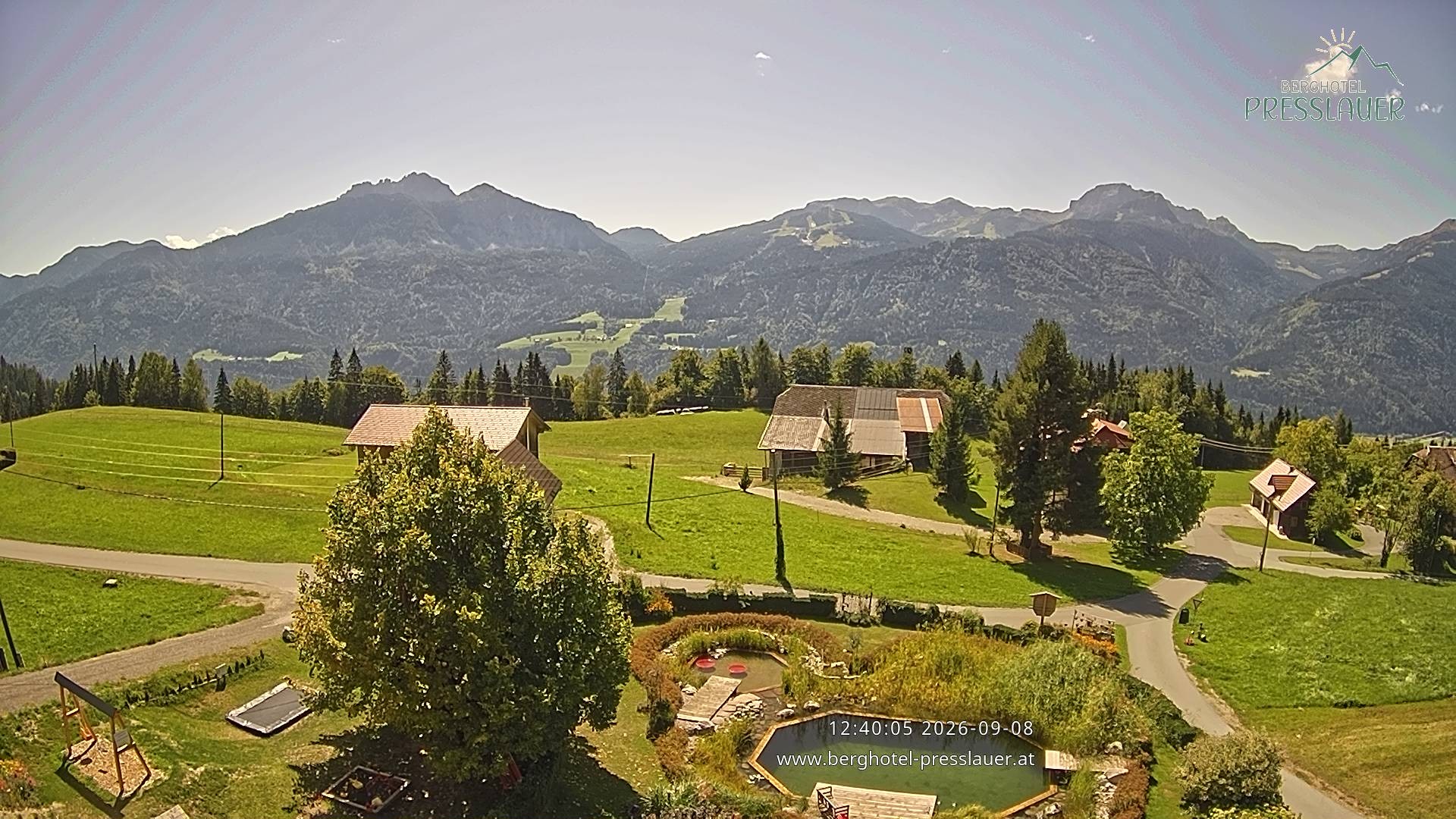 Archiv Foto Webcam Ausblick vom Berghotel Presslauer in Kärnten