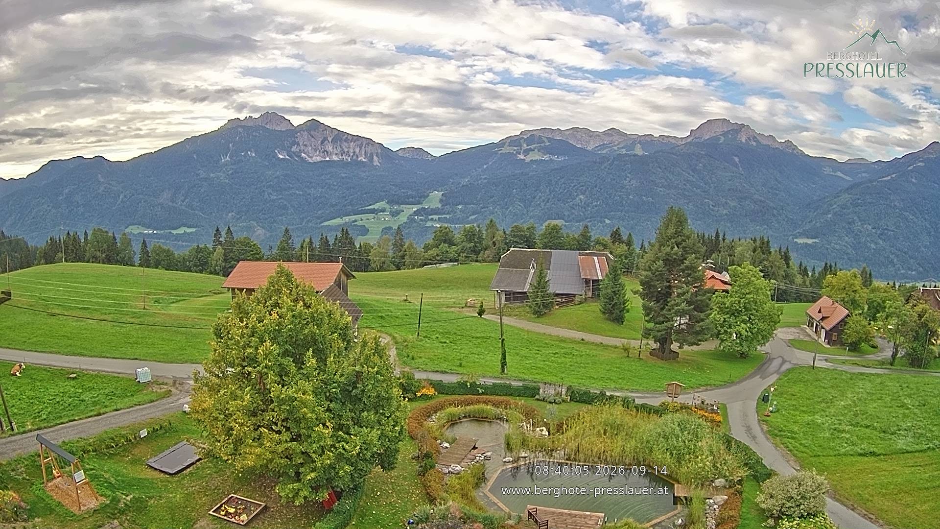 Archiv Foto Webcam Ausblick vom Berghotel Presslauer in Kärnten
