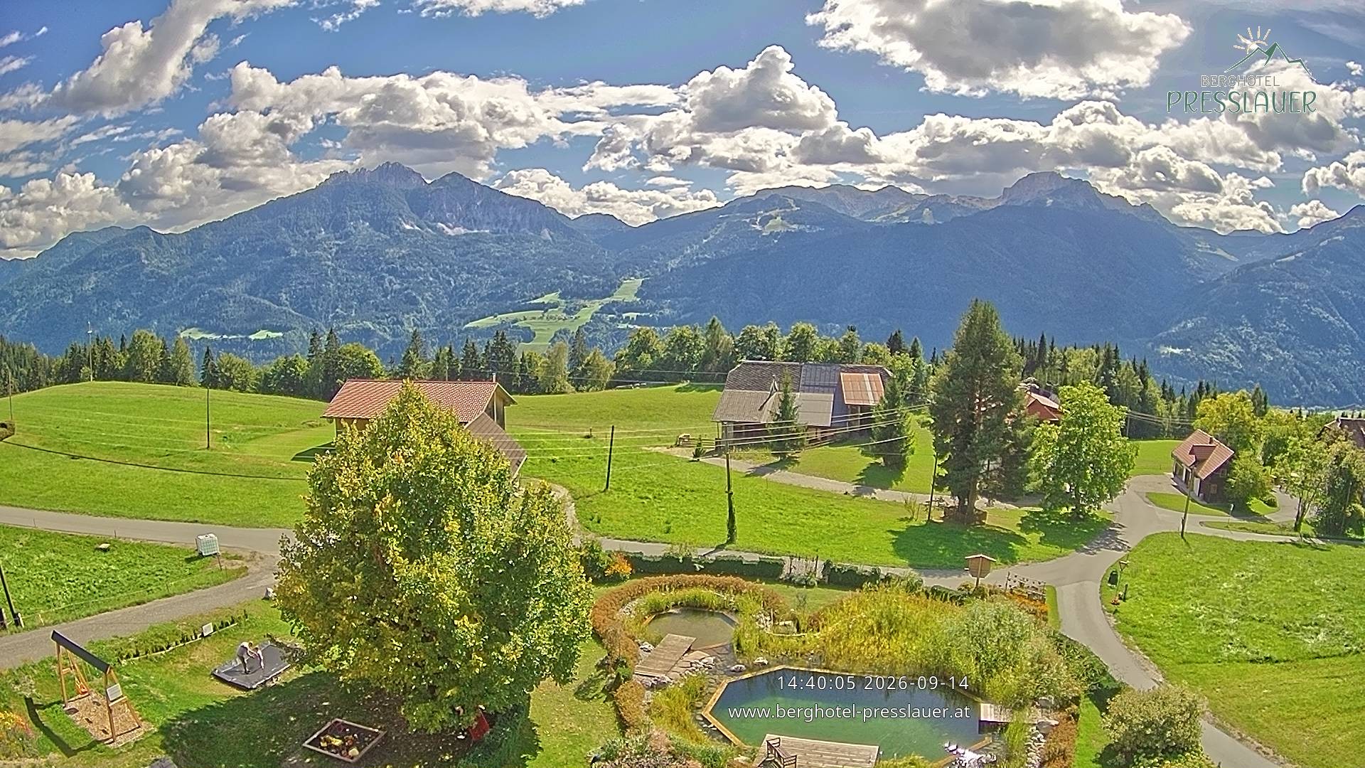 Archiv Foto Webcam Ausblick vom Berghotel Presslauer in Kärnten