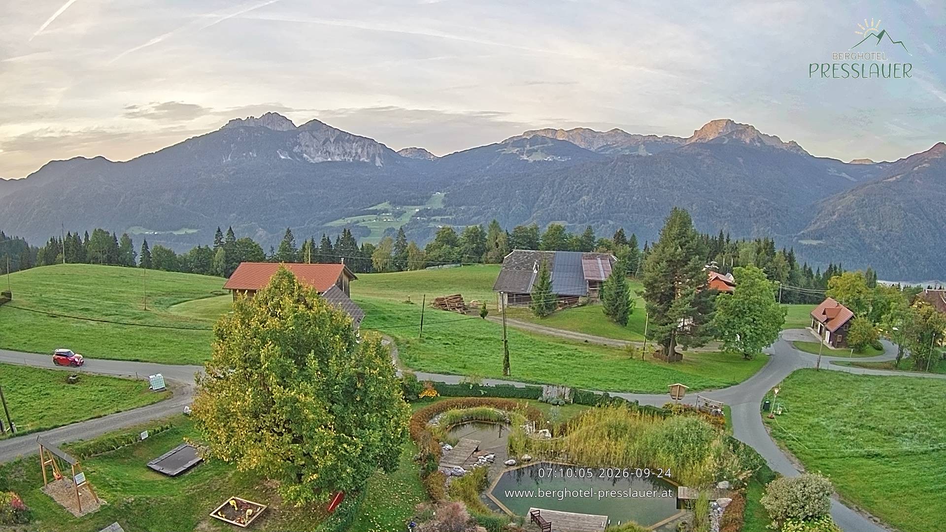 Archiv Foto Webcam Ausblick vom Berghotel Presslauer in Kärnten