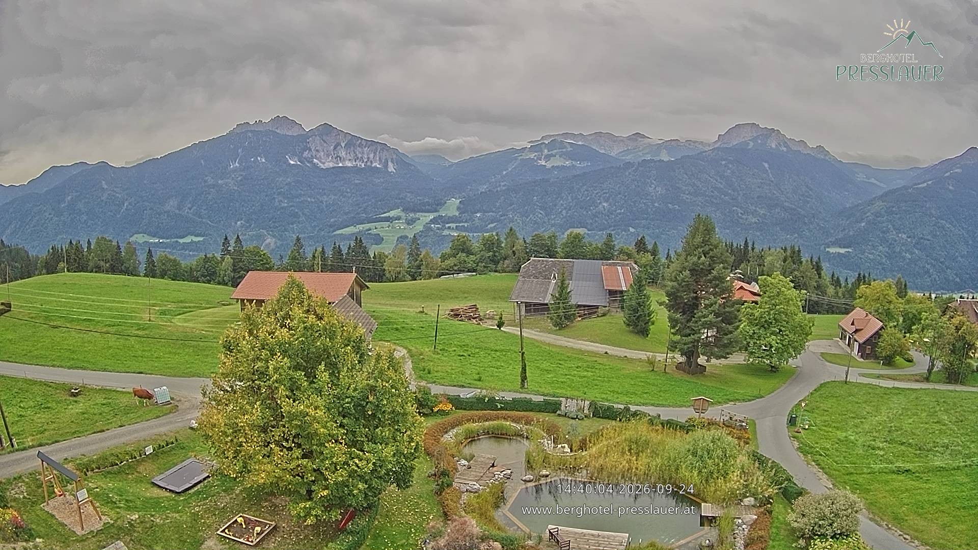 Archiv Foto Webcam Ausblick vom Berghotel Presslauer in Kärnten