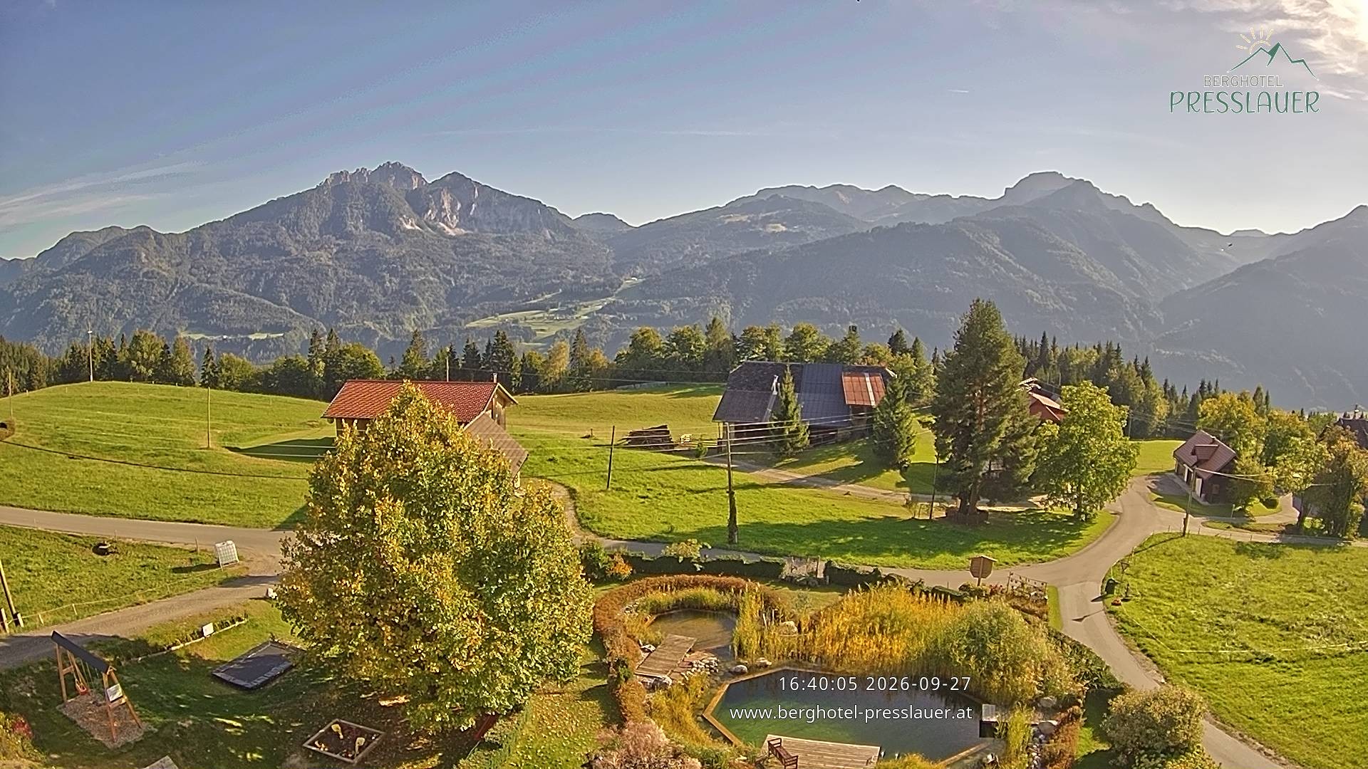 Archiv Foto Webcam Ausblick vom Berghotel Presslauer in Kärnten