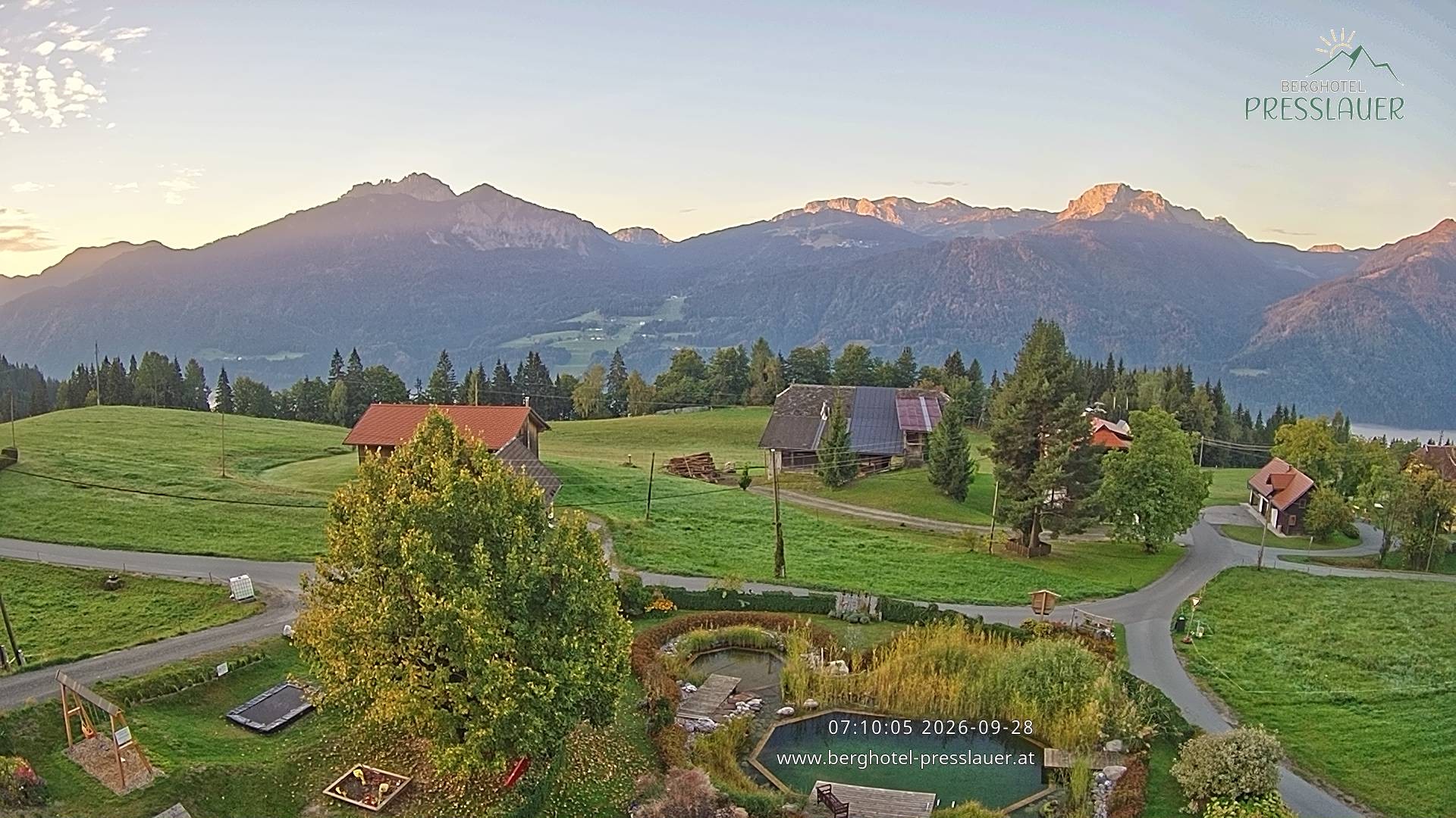 Archiv Foto Webcam Ausblick vom Berghotel Presslauer in Kärnten