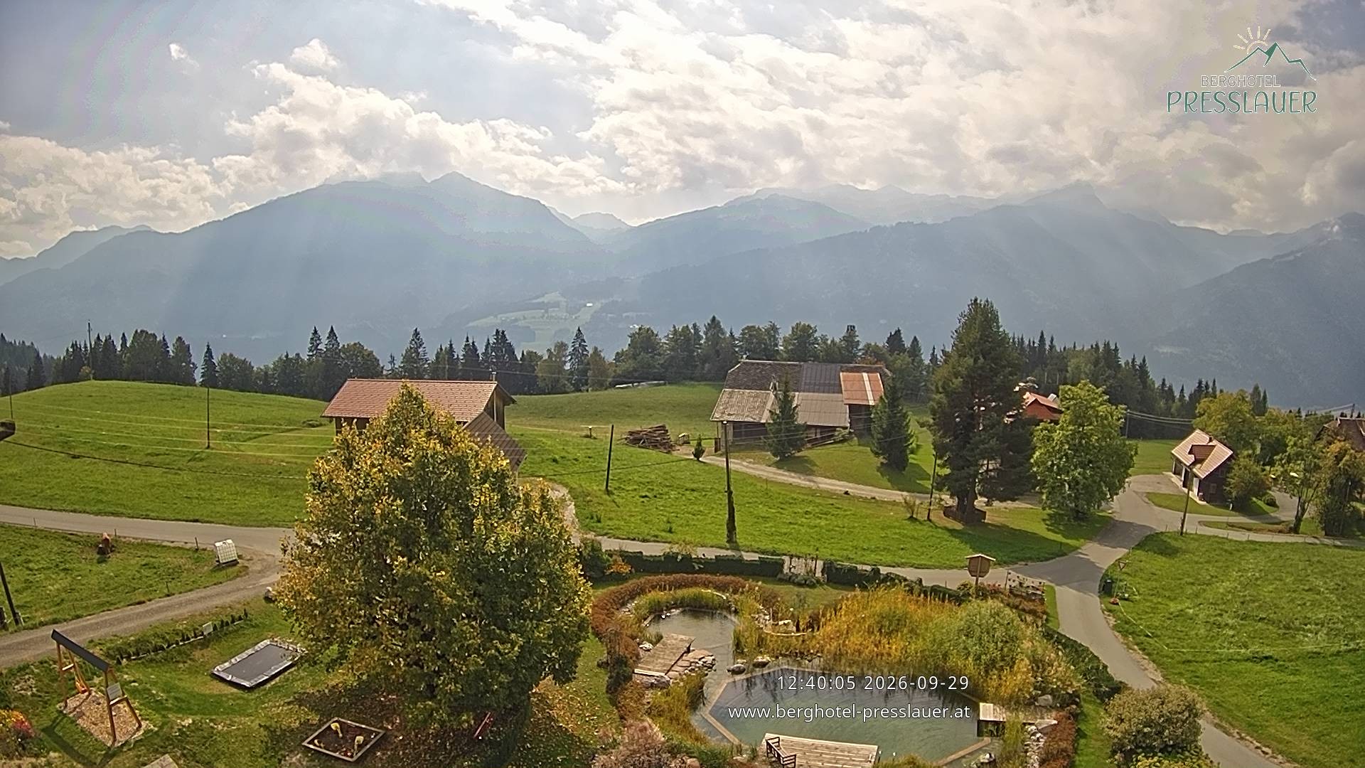 Archiv Foto Webcam Ausblick vom Berghotel Presslauer in Kärnten