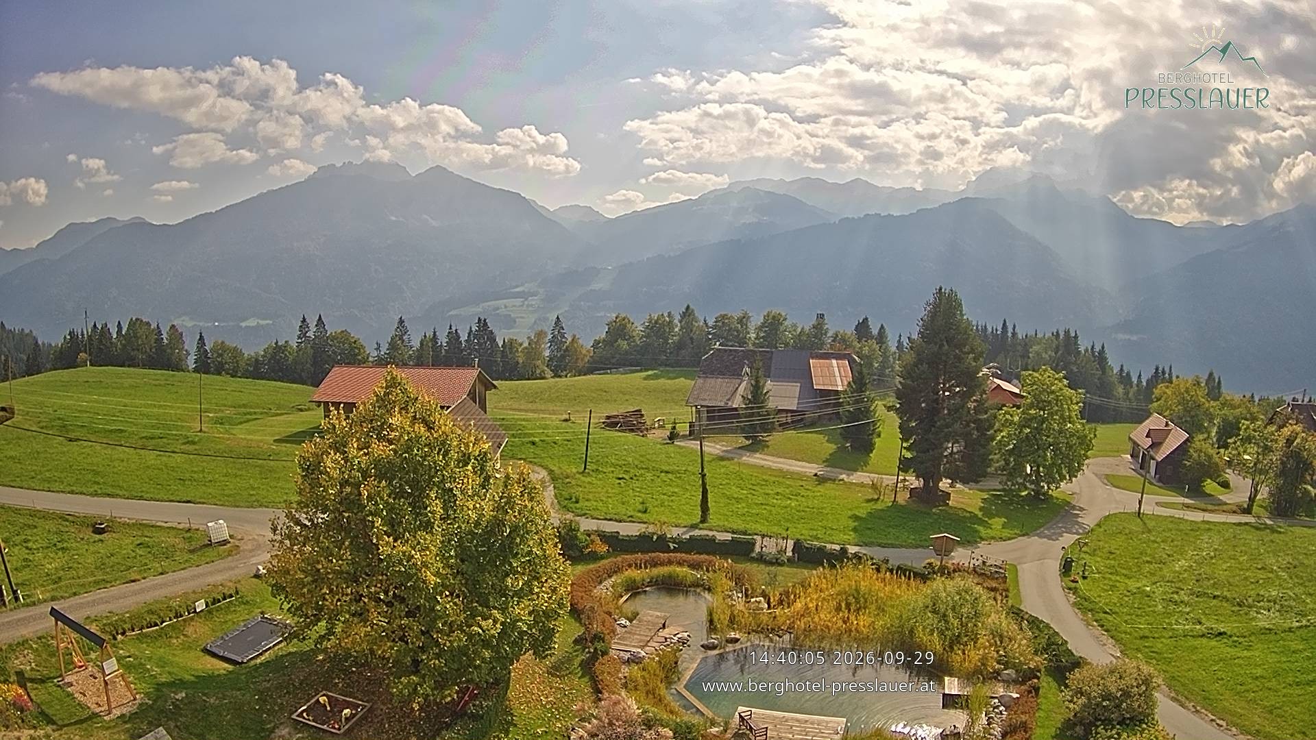 Archiv Foto Webcam Ausblick vom Berghotel Presslauer in Kärnten