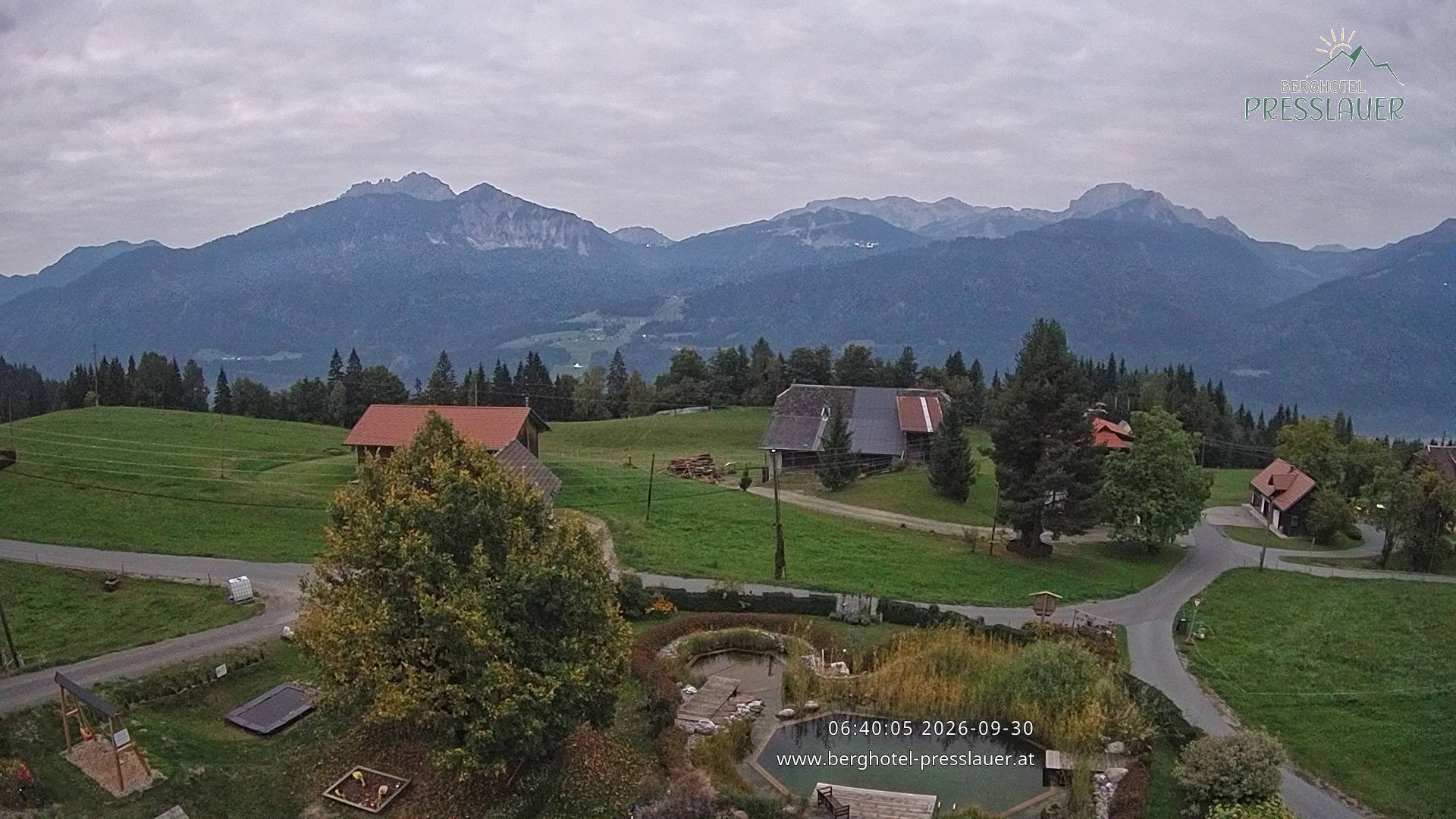 Archiv Foto Webcam Ausblick vom Berghotel Presslauer in Kärnten