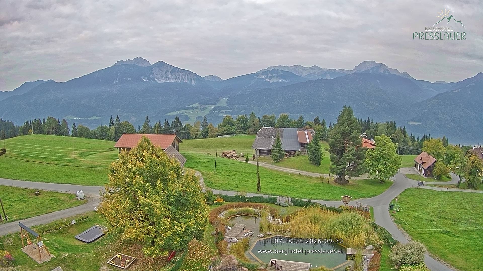 Archiv Foto Webcam Ausblick vom Berghotel Presslauer in Kärnten
