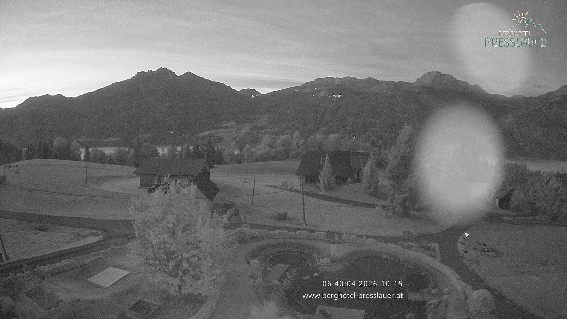 Archiv Foto Webcam Ausblick vom Berghotel Presslauer in Kärnten