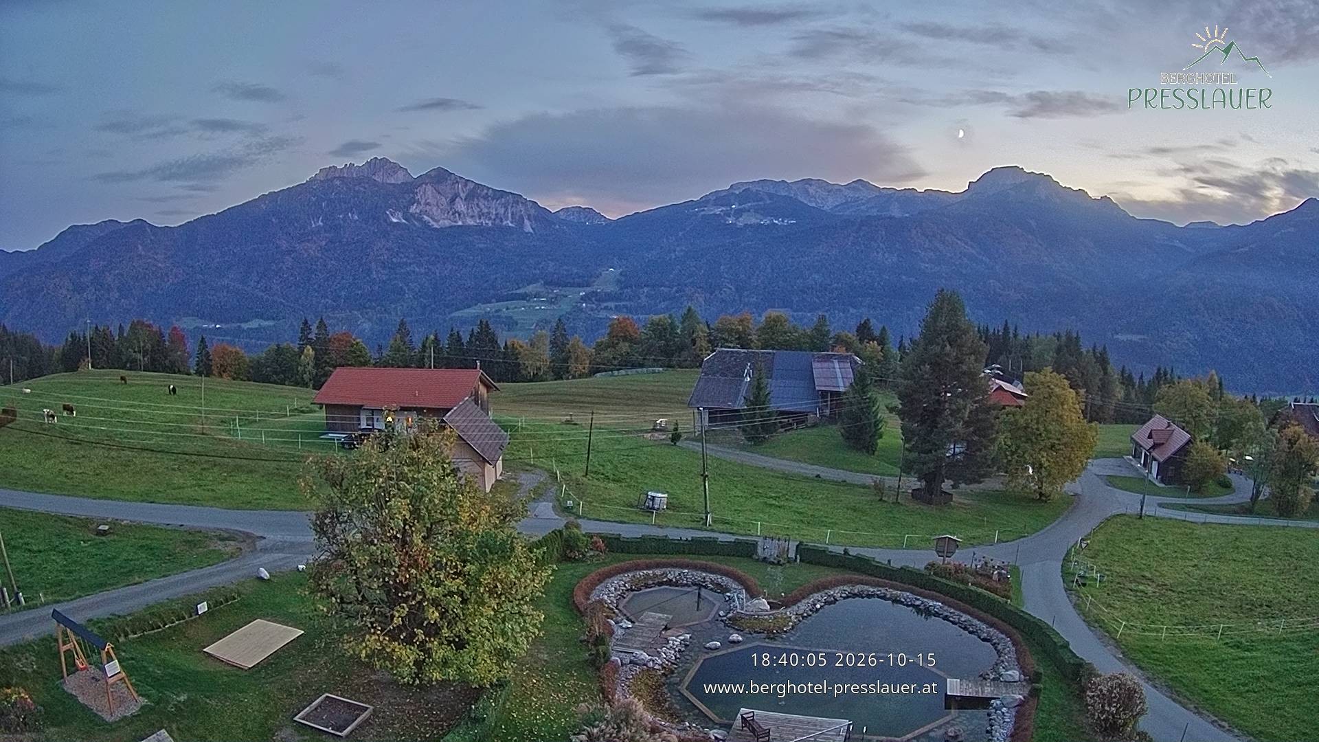 Archiv Foto Webcam Ausblick vom Berghotel Presslauer in Kärnten