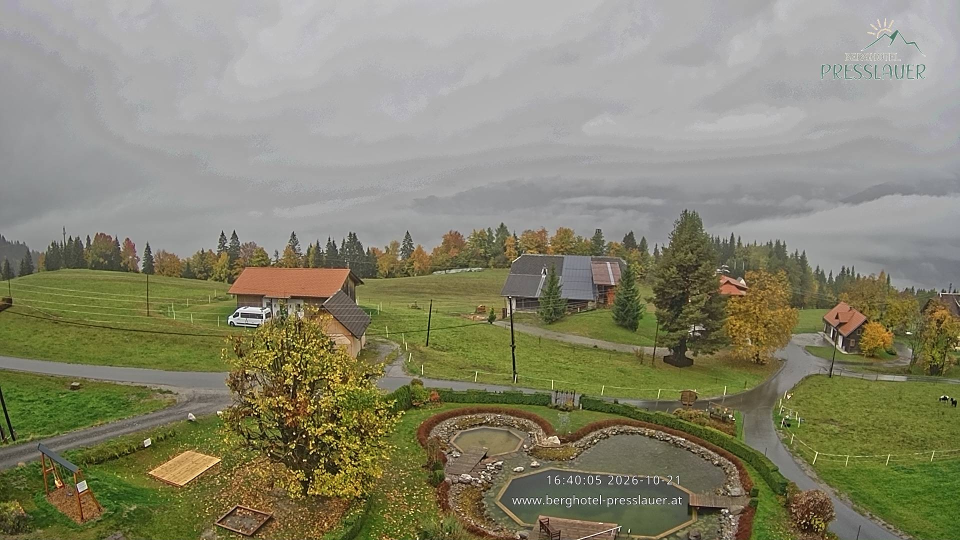 Archiv Foto Webcam Ausblick vom Berghotel Presslauer in Kärnten