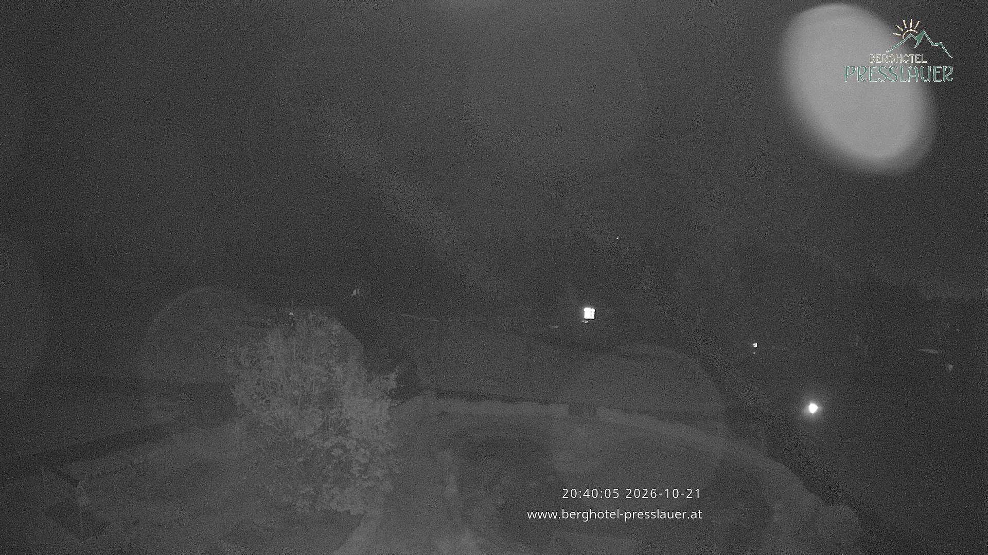 Archiv Foto Webcam Ausblick vom Berghotel Presslauer in Kärnten