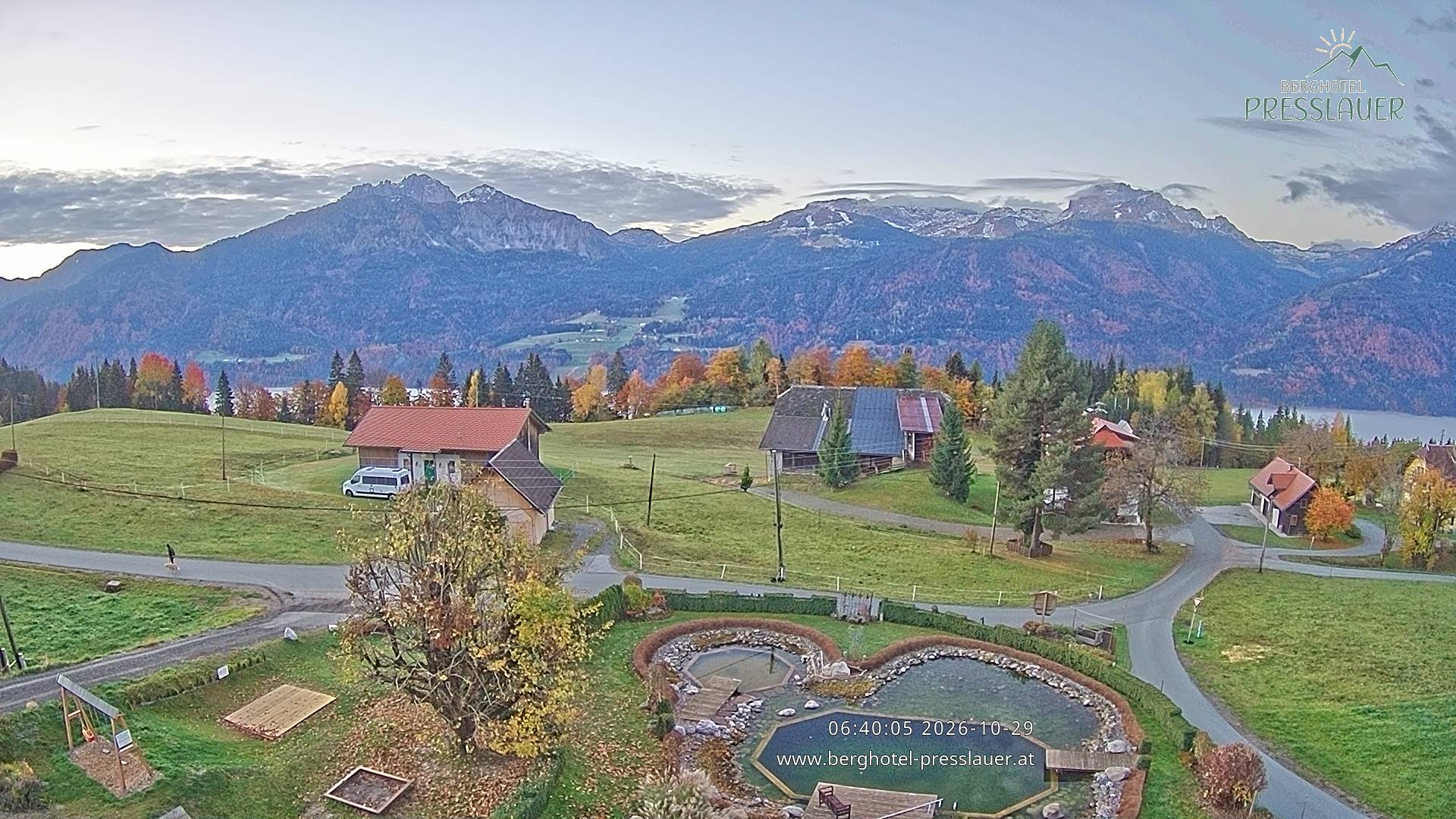 Archiv Foto Webcam Ausblick vom Berghotel Presslauer in Kärnten