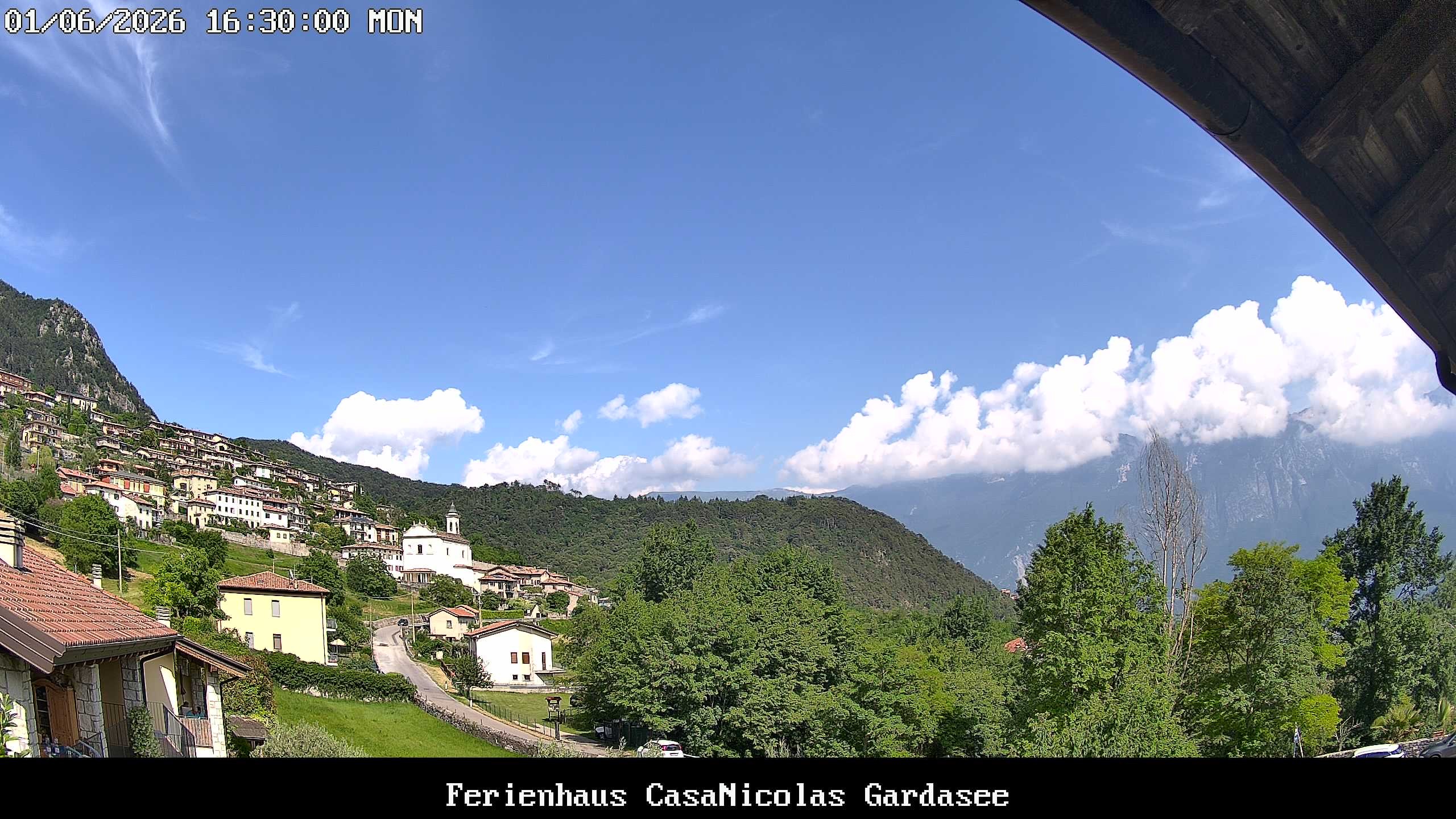 Archived image Webcam Tremosine Sul Garda, Villa, Lake Garda