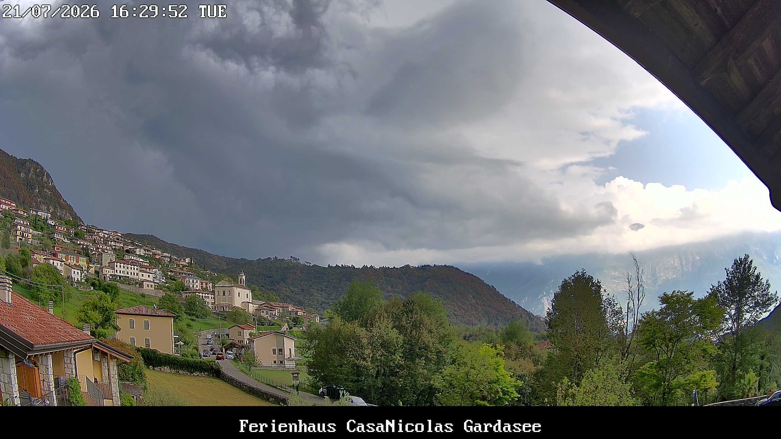 Archived image Webcam Tremosine Sul Garda, Villa, Lake Garda
